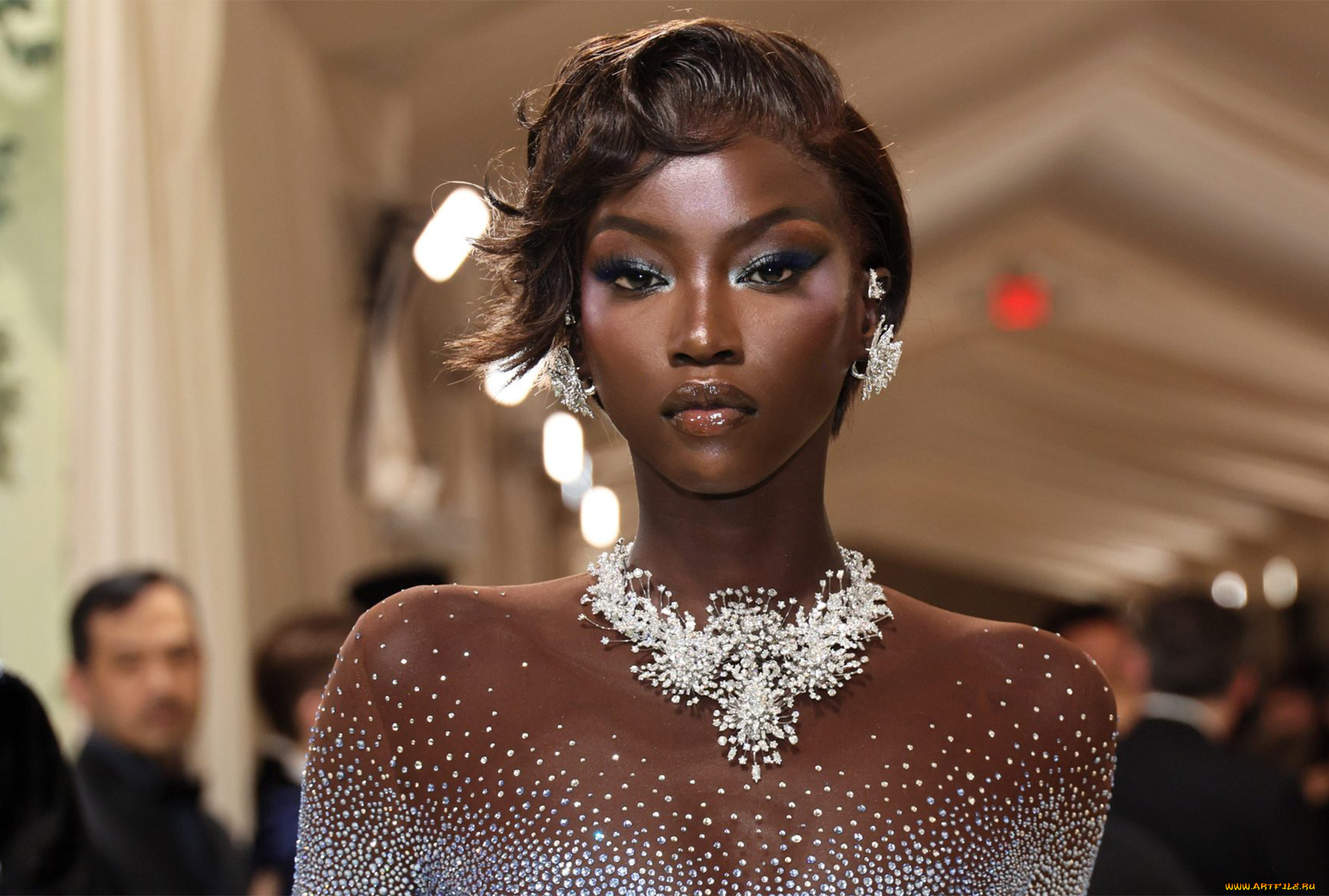 anok, yai, девушки, anok, yai, девушка, мулатка, темнокожая, чернокожая, модель, красотка, макияж, взгляд, поза, стройная, сексуальная, фигура