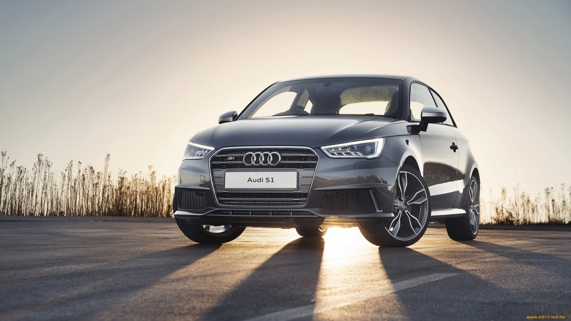 автомобили, audi, s1, ауди, серебристый, трава, лучи, дорога, шоссе