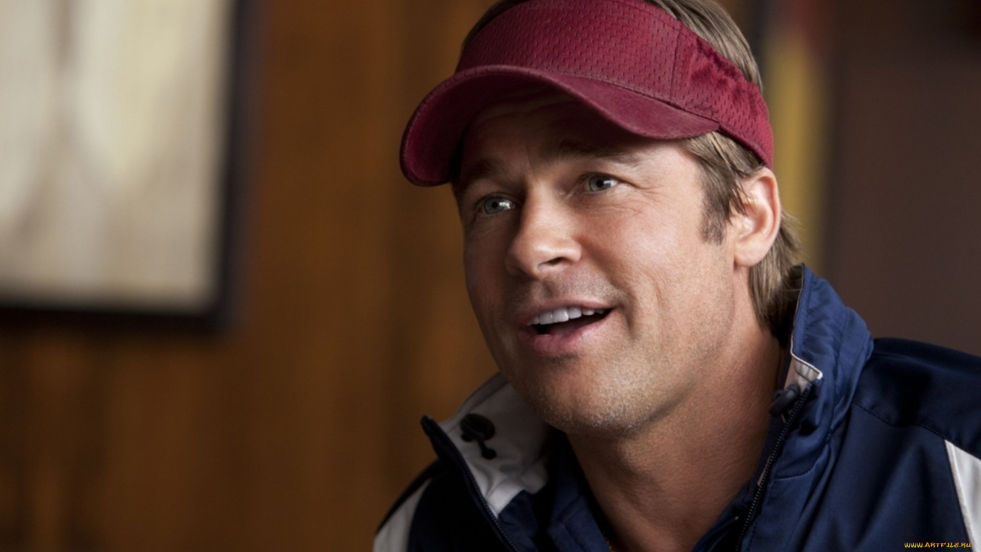 кино, фильмы, moneyball, лицо, куртка, козырек