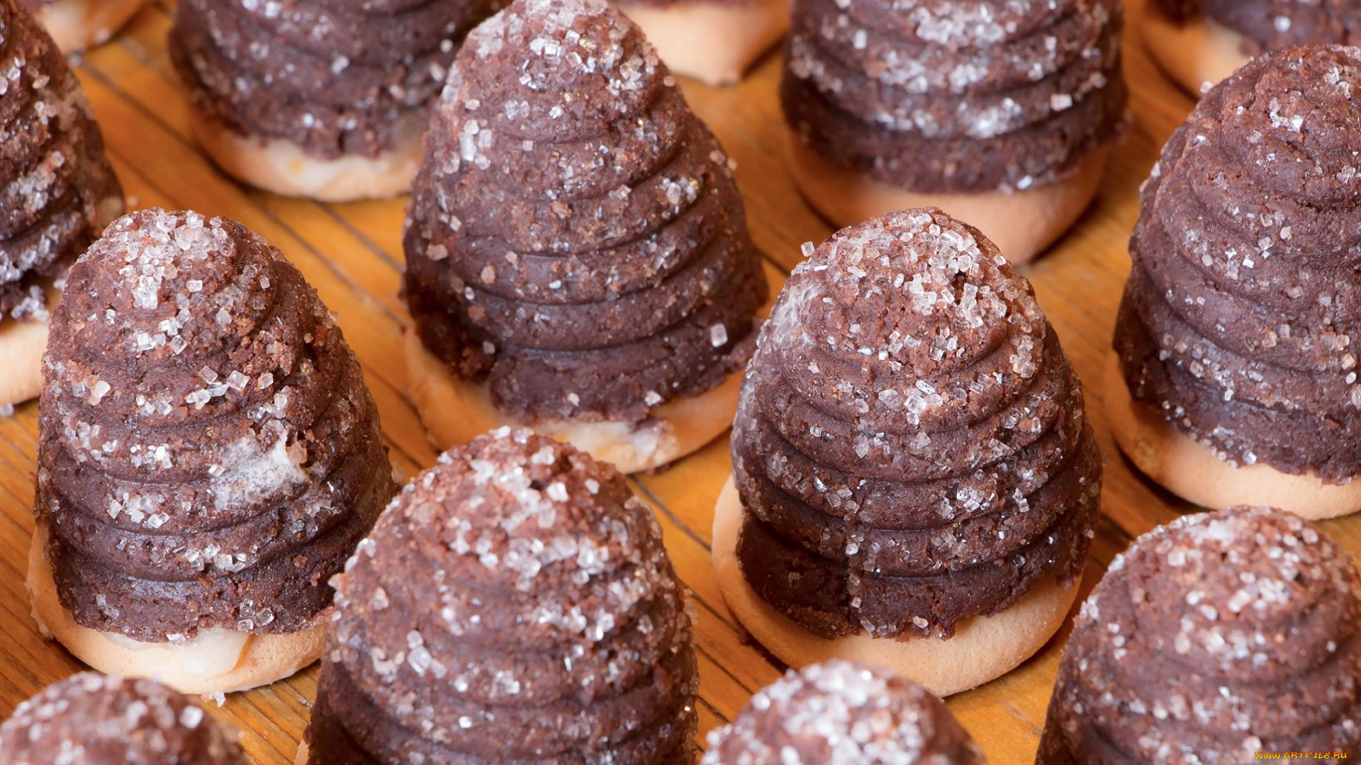 еда, пирожные, , кексы, , печенье, коричневые, пирпмидки, сахар, сладость