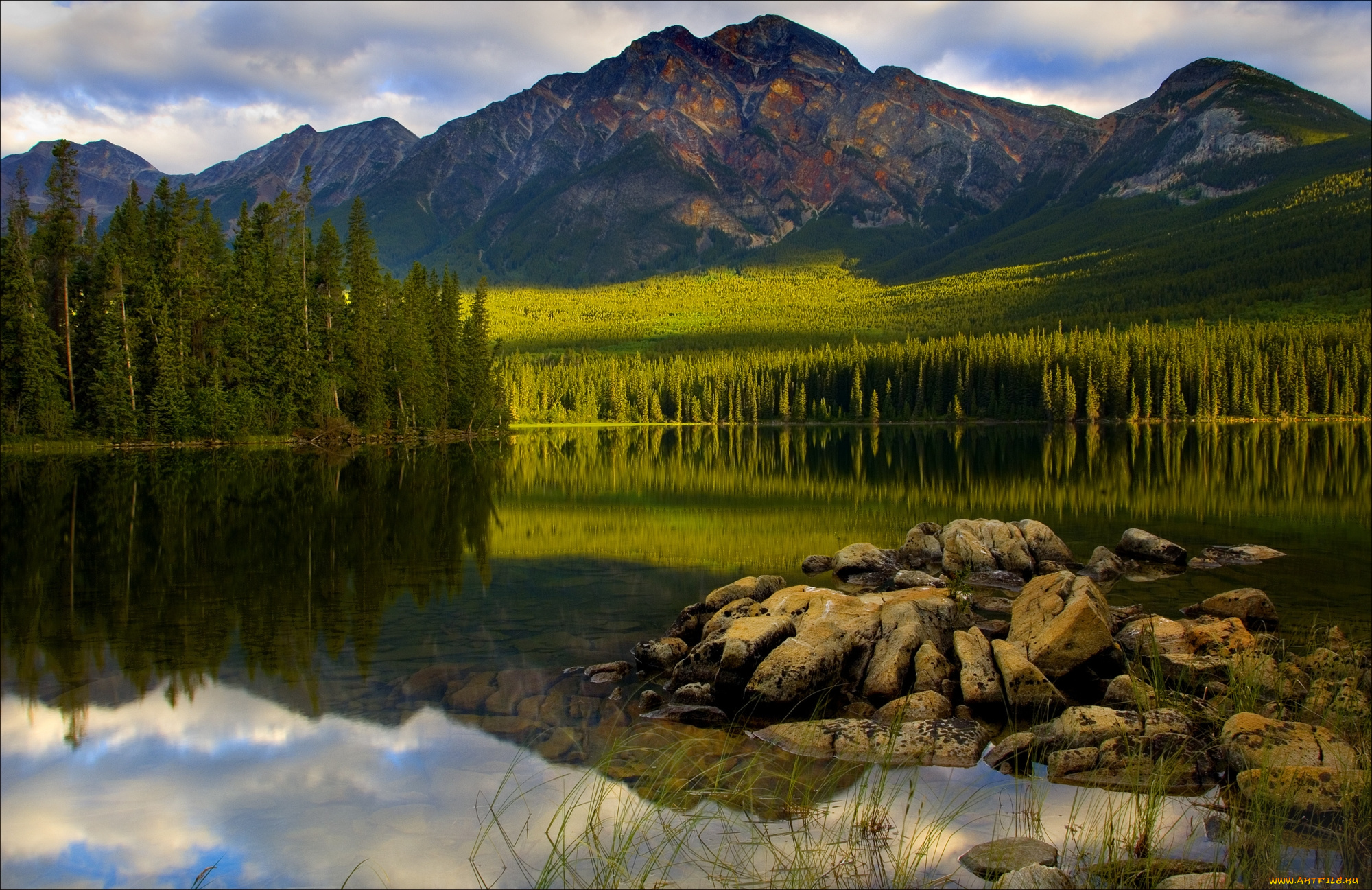 природа, реки, озера, пейзаж, горы, озеро, pyramid, lake, jasper, national, park, alberta, canada, альберта, канада