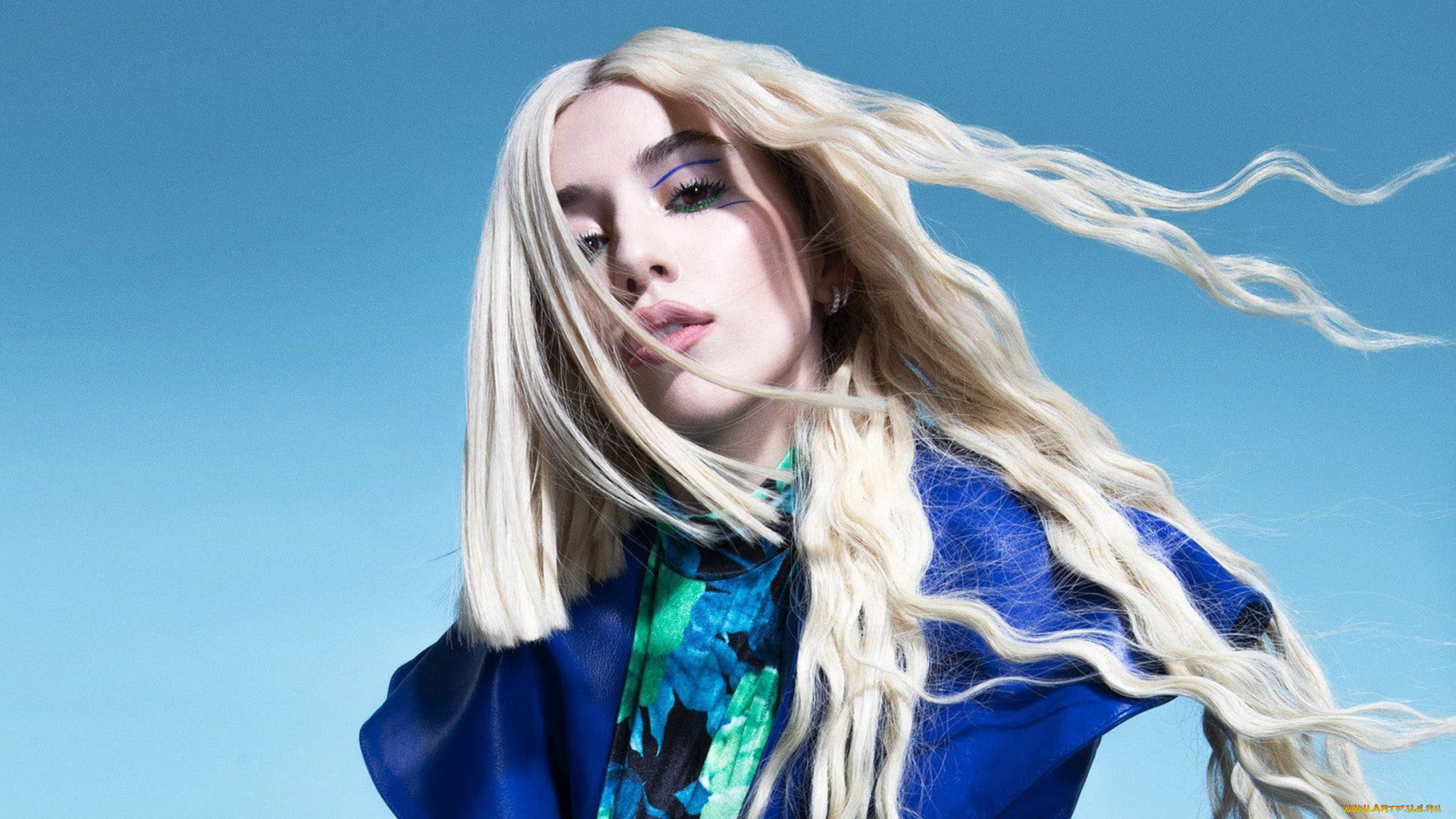 ava, max, музыка, ava, max, девушка, певица, америка, албания, албанка, модель, блондинка, поза, стройная, сексуальная