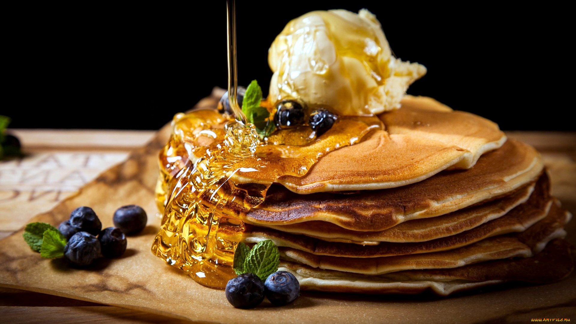 еда, блины, , оладьи, черника, мед, мята