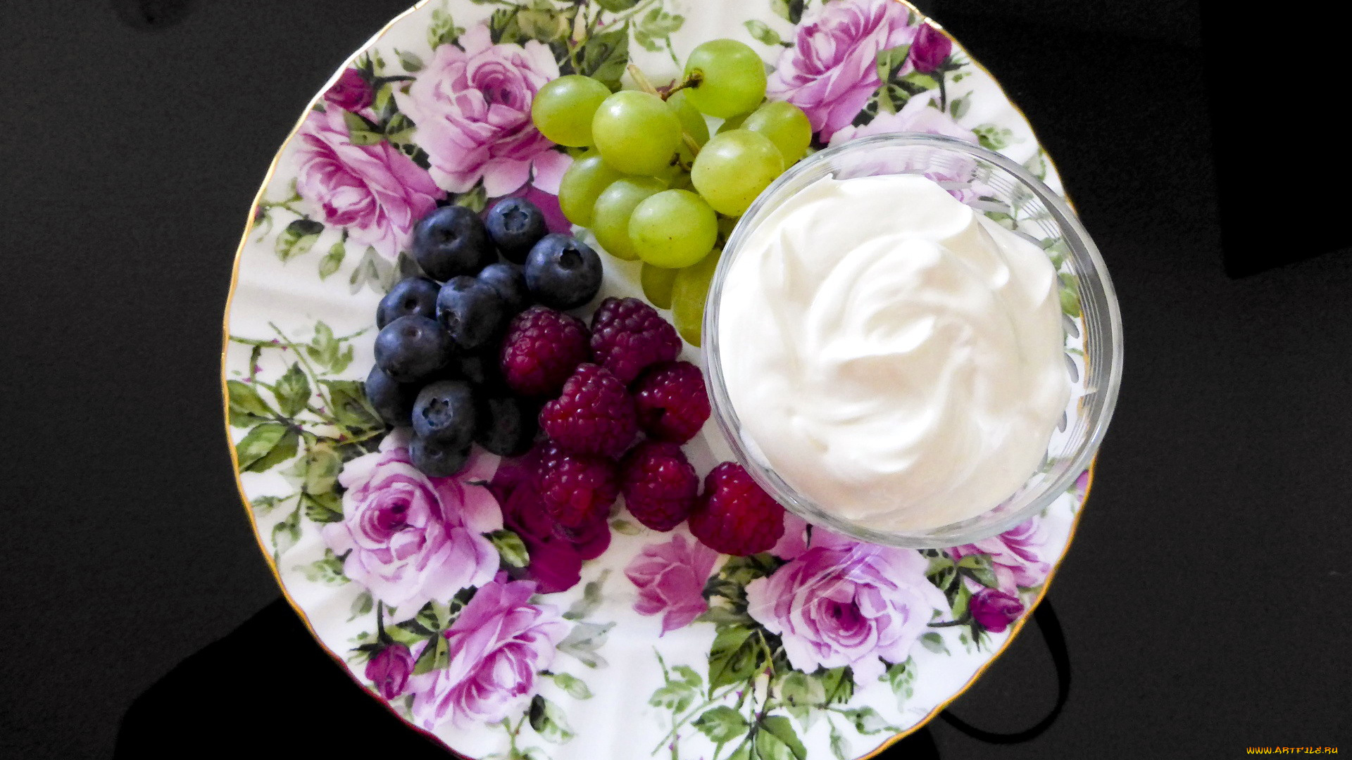 еда, фрукты, , ягоды, черника, сливки, виноград, малина