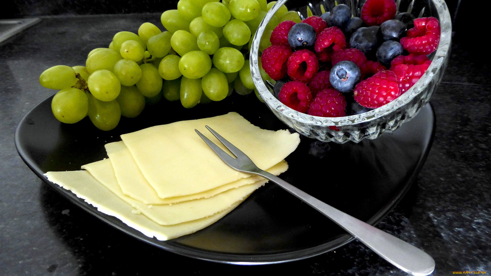еда, фрукты, , ягоды, черника, сыр, малина, виноград