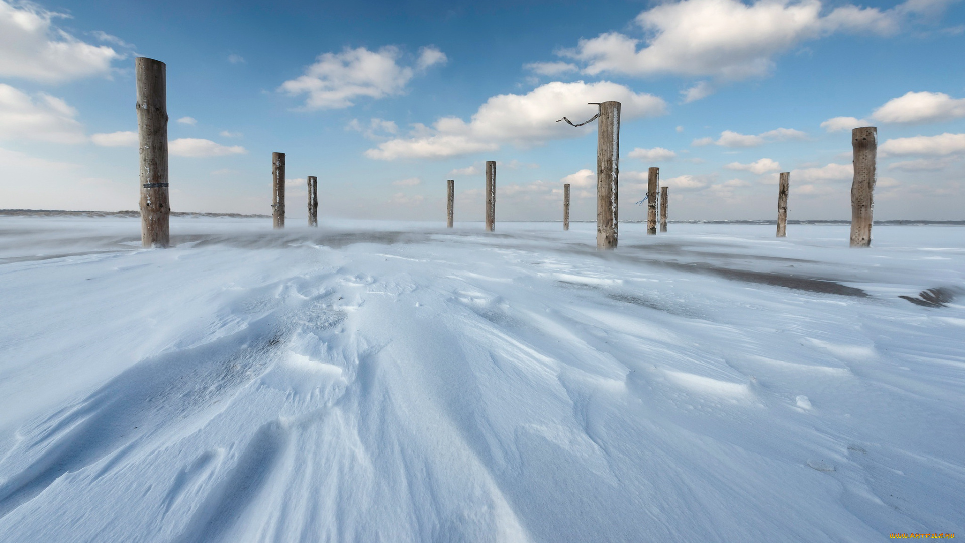 природа, зима, столбы, снег, лёд