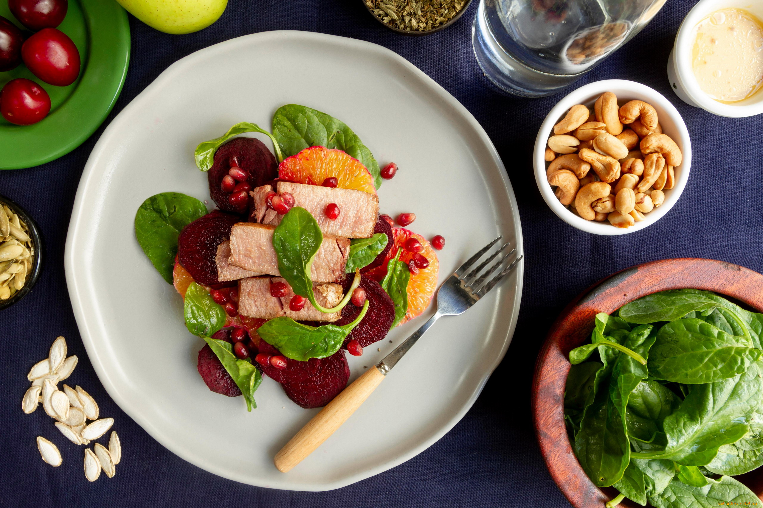 еда, салаты, , закуски, салат, шпинат, орехи