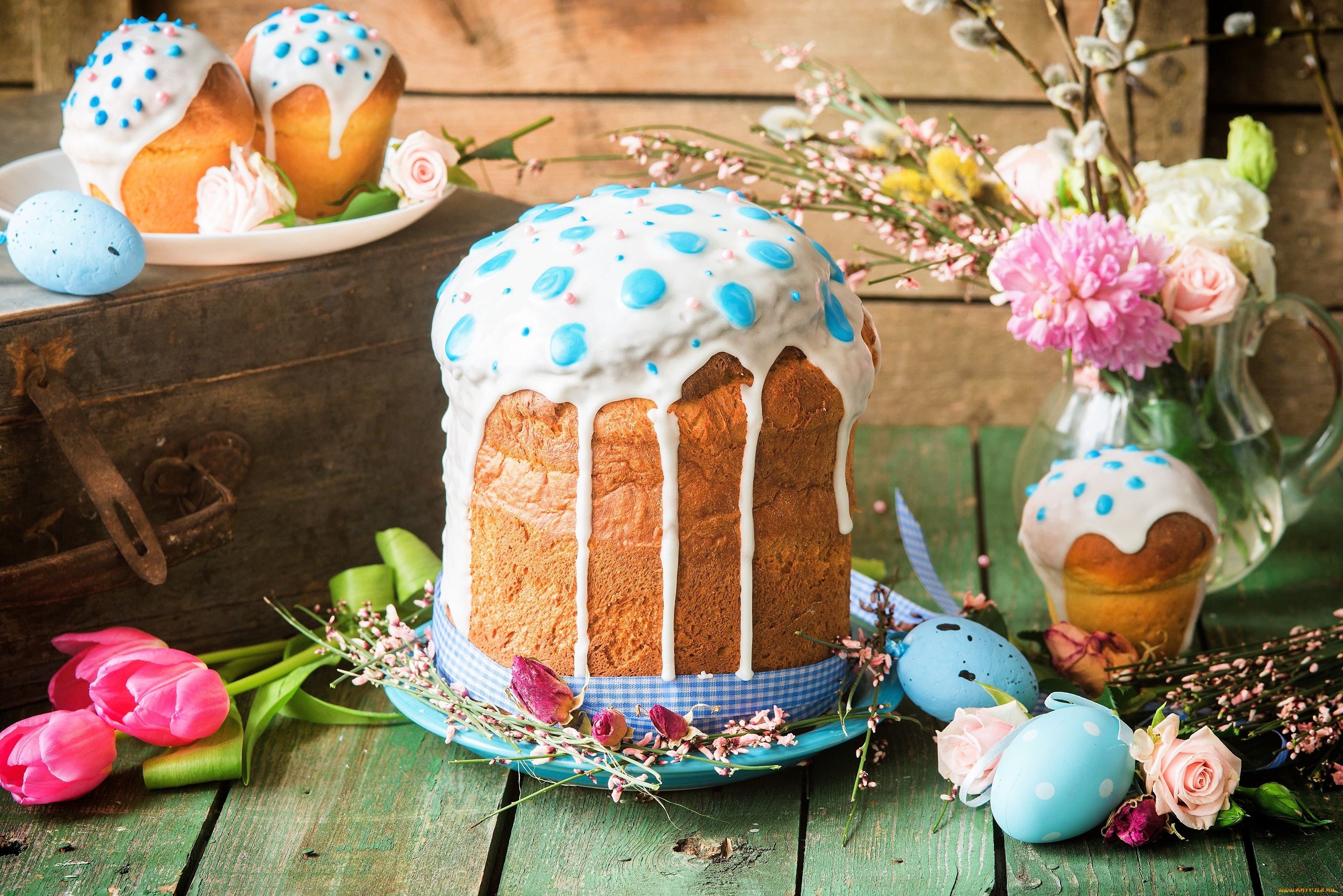 праздничные, пасха, куличи, яйца, цветы