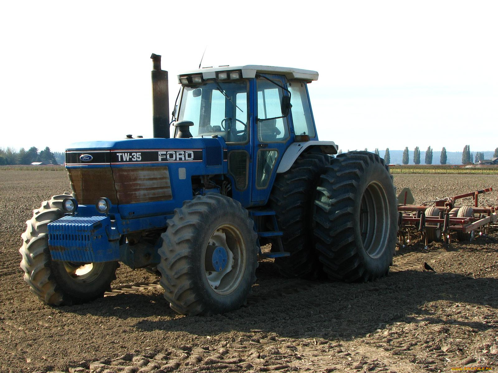 техника, тракторы
