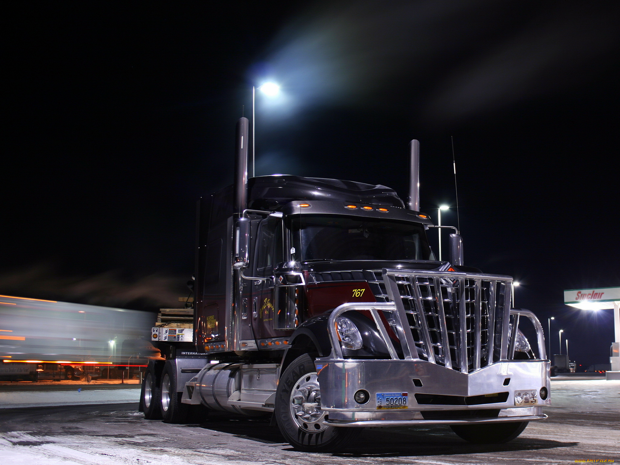 автомобили, international