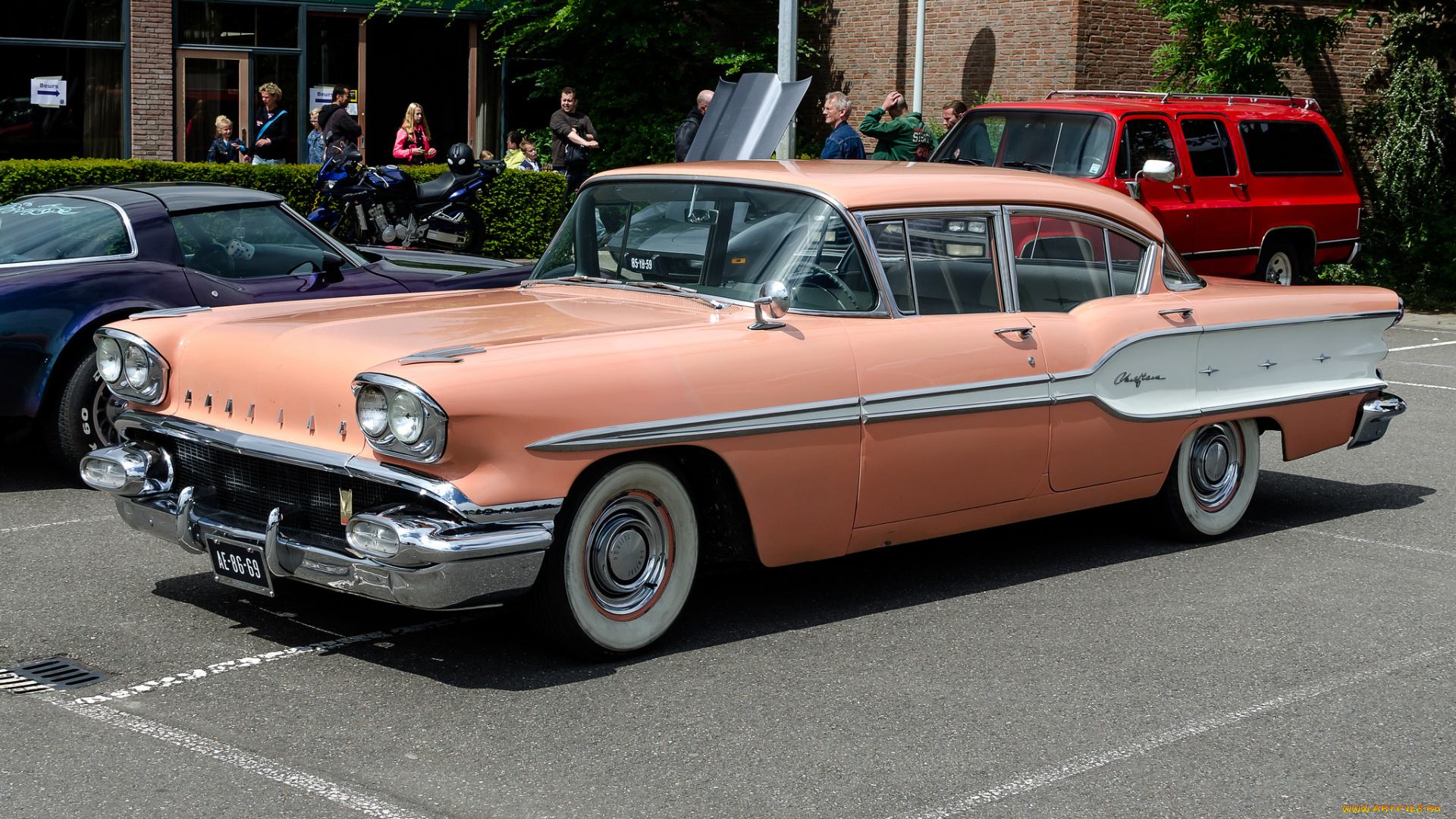 pontiac, chieftan, sedan, 1958, автомобили, выставки, и, уличные, фото, выставка, история, автошоу, ретро