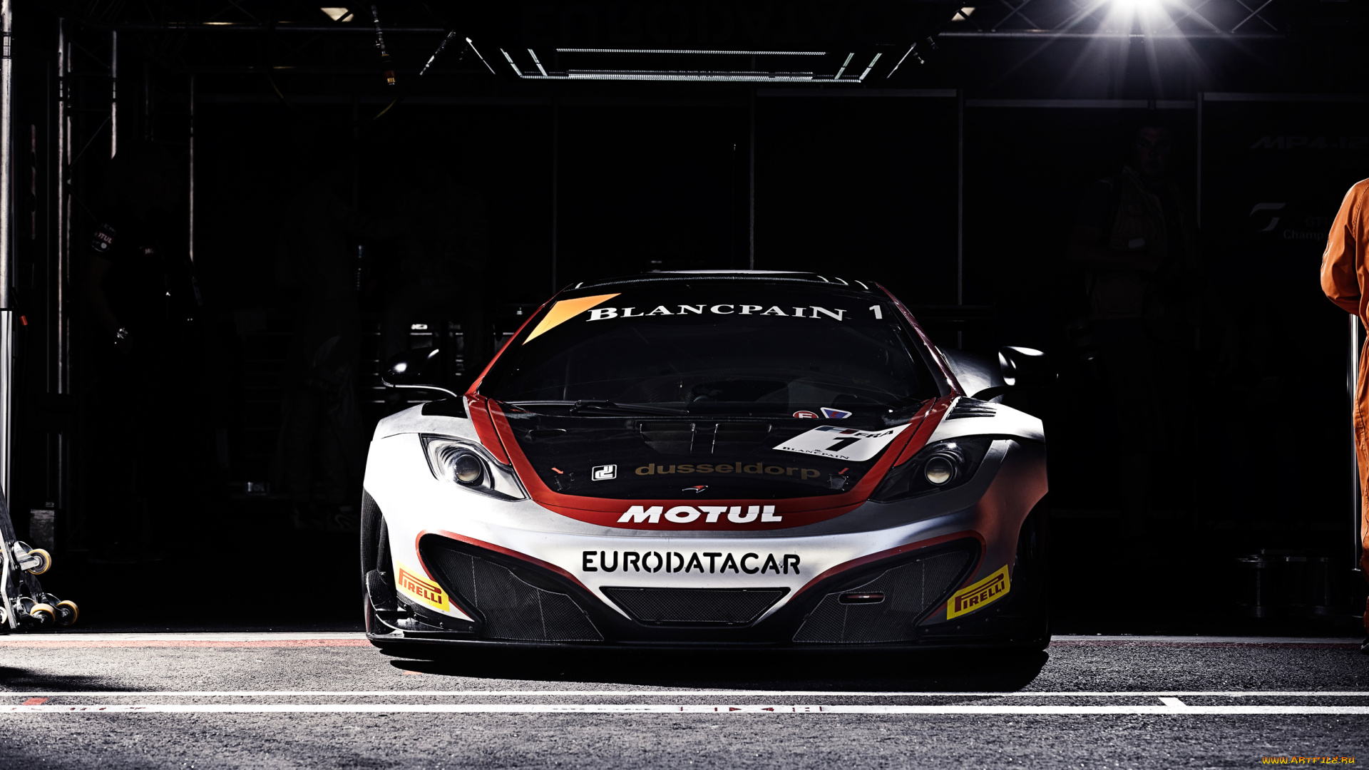 автомобили, mclaren