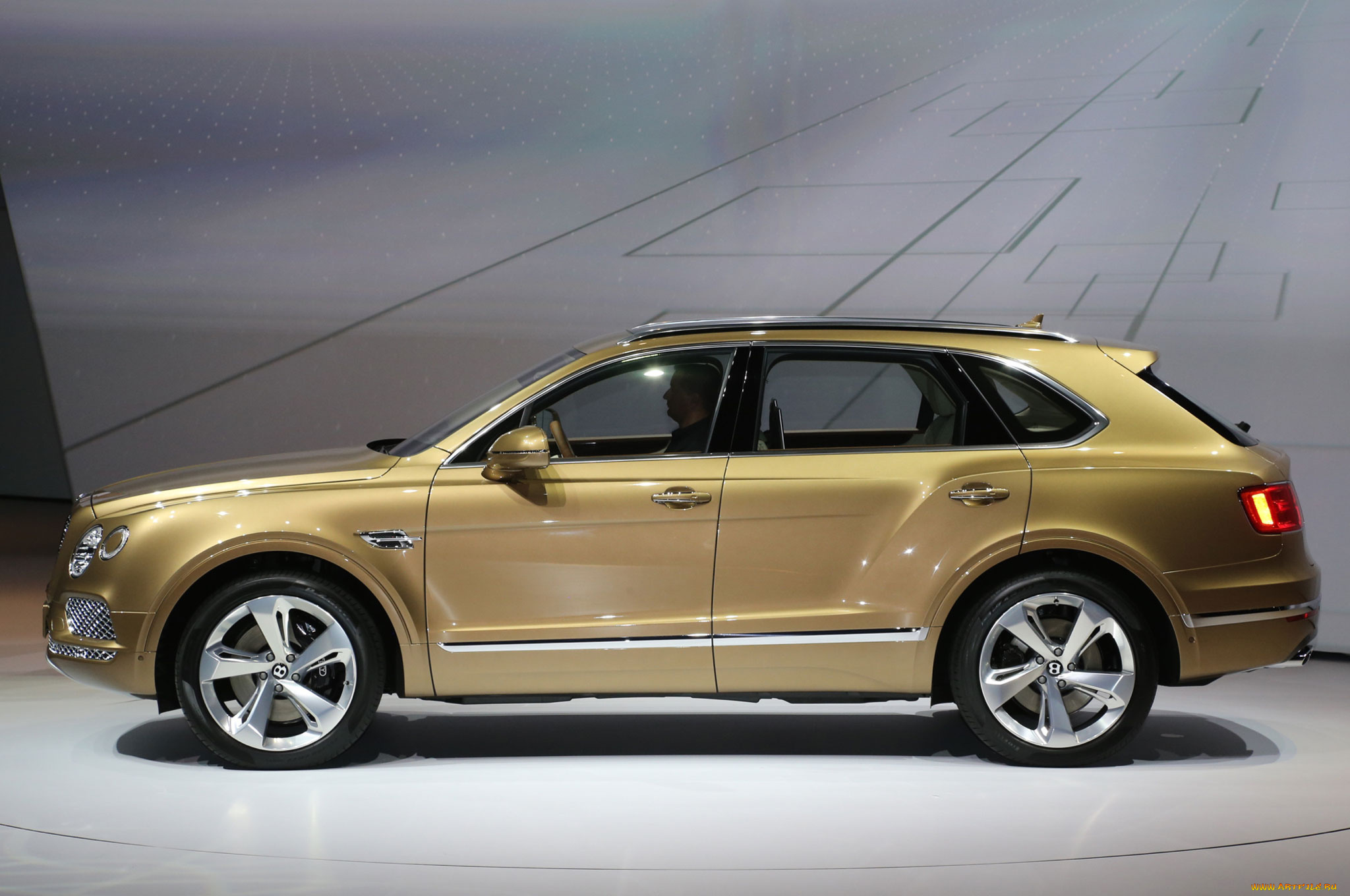 bentley, bentayga, suv, exp-9-f, concept, 2016, автомобили, выставки, и, уличные, фото, 2016, suv, bentayga, bentley, concept, exp-9-f, автосалон, выставка