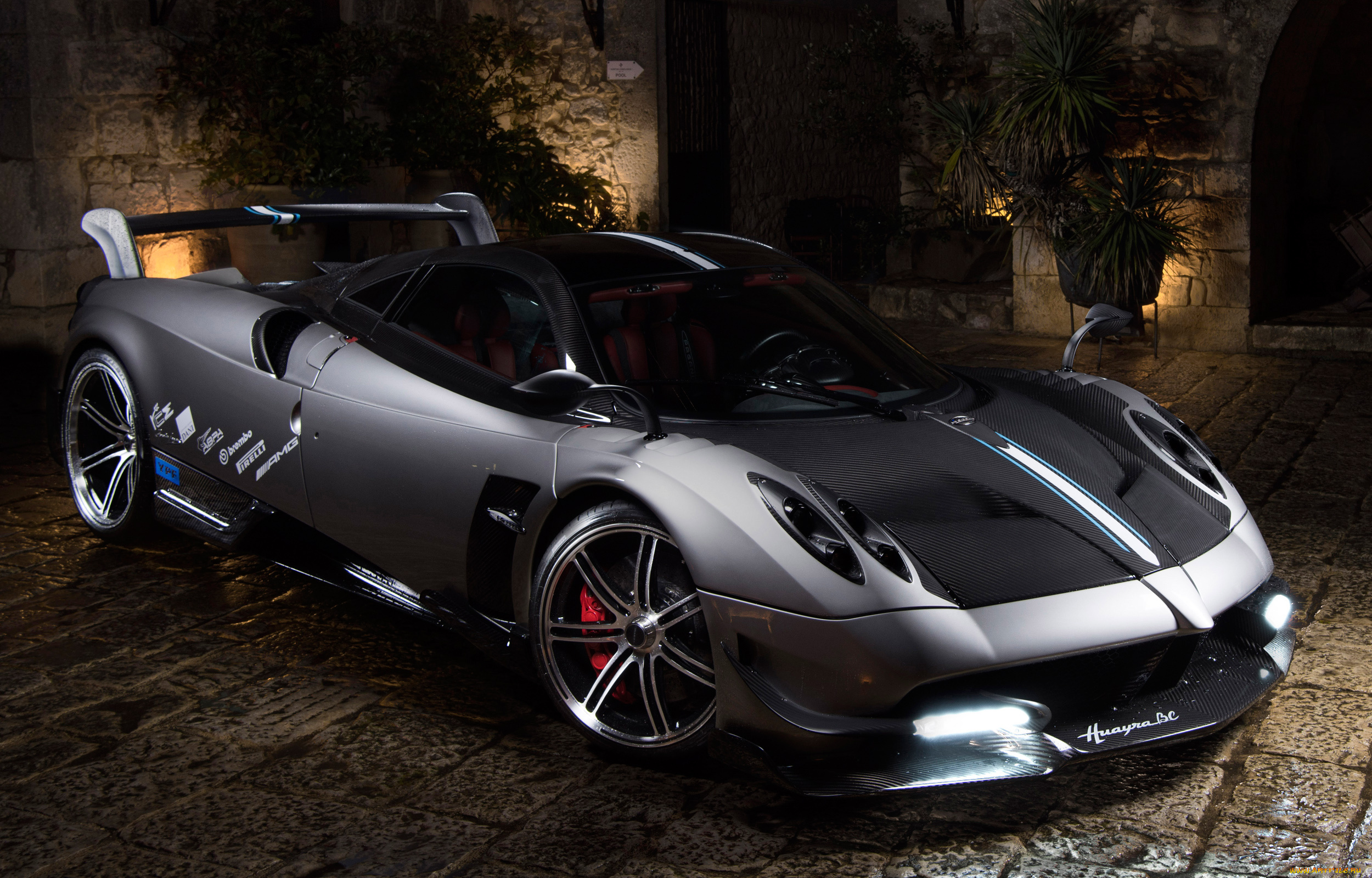автомобили, pagani