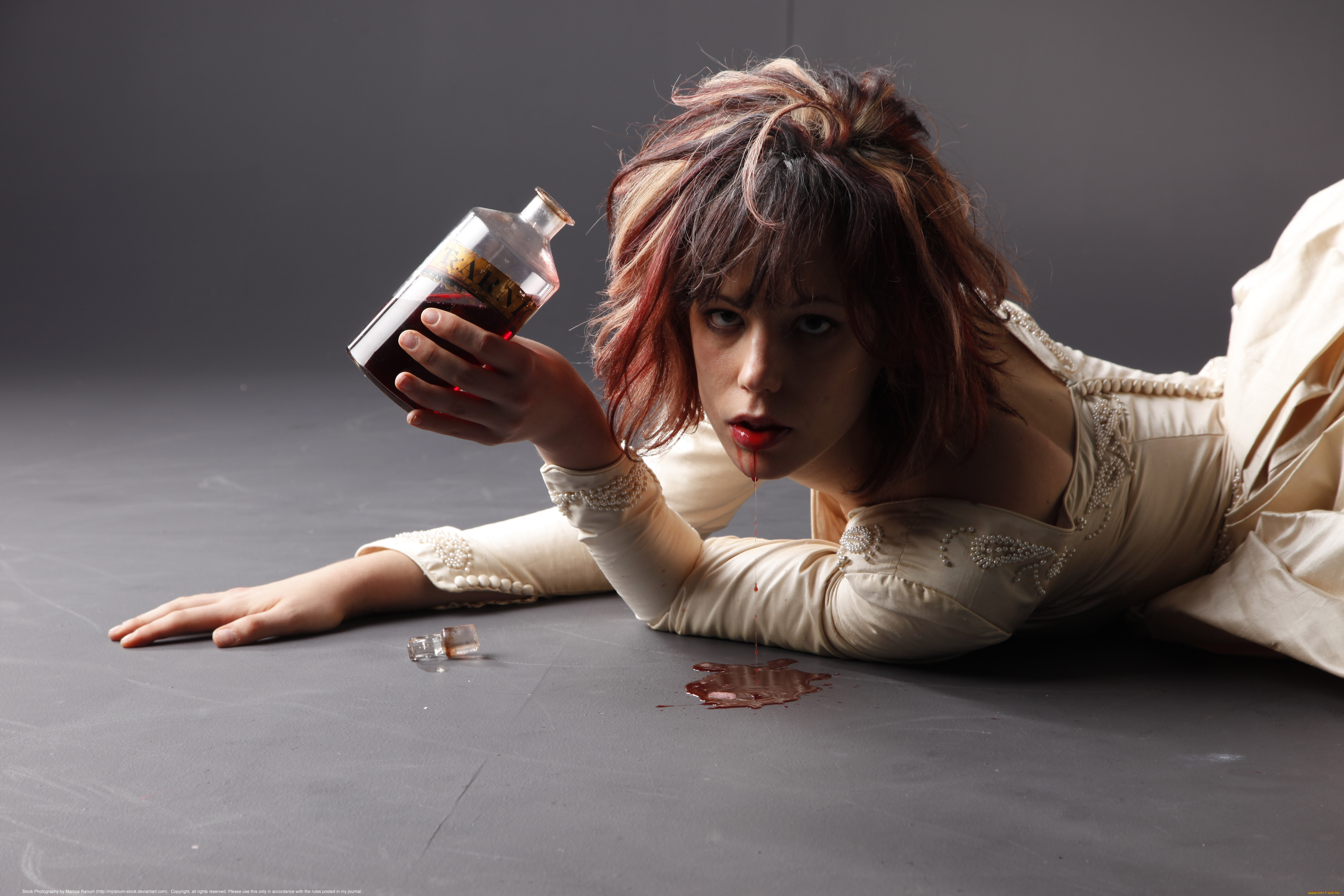 девушки, -unsort, , рыжеволосые, и, другие, девушка, фон, взгляд, бутылка