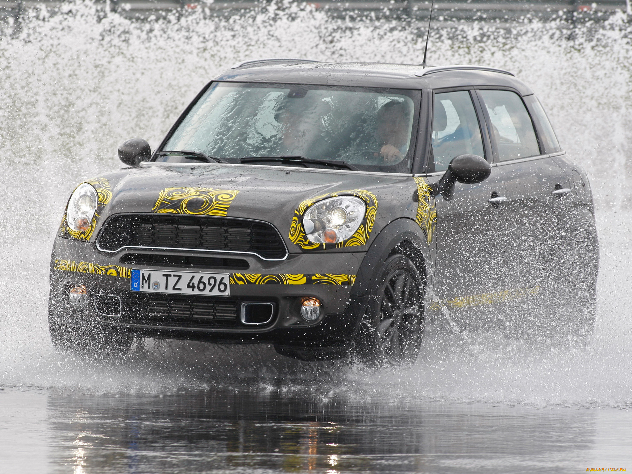 автомобили, mini