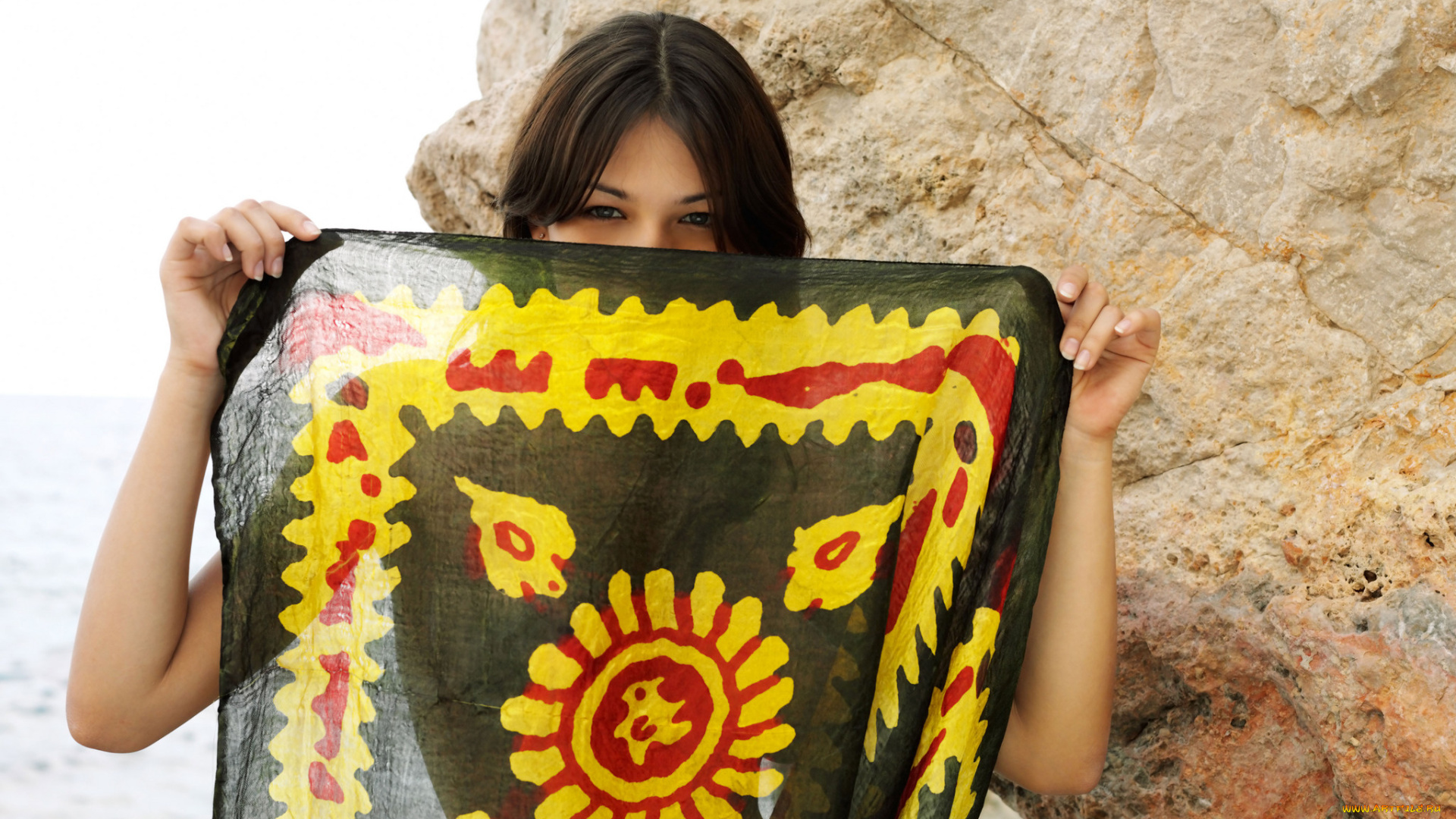 -Unsort, Брюнетки, Шатенки, sofi, девушки, unsort, брюнетки, шатенки, поза, секси, грудь, животик, бедра, талия, попка, ножки, волосы, красотка, платок, скалы, голая