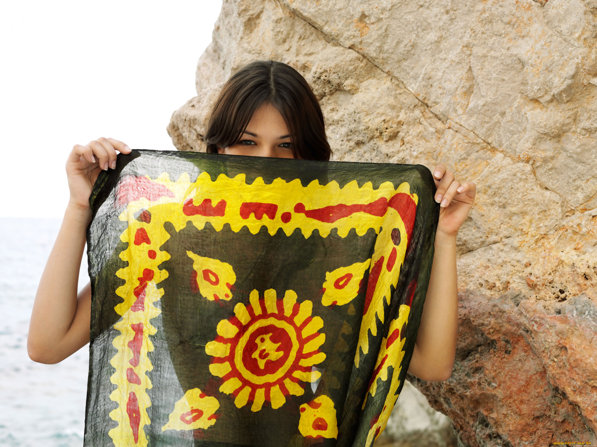 -Unsort, Брюнетки, Шатенки, sofi, девушки, unsort, брюнетки, шатенки, поза, секси, грудь, животик, бедра, талия, попка, ножки, волосы, красотка, платок, скалы, голая