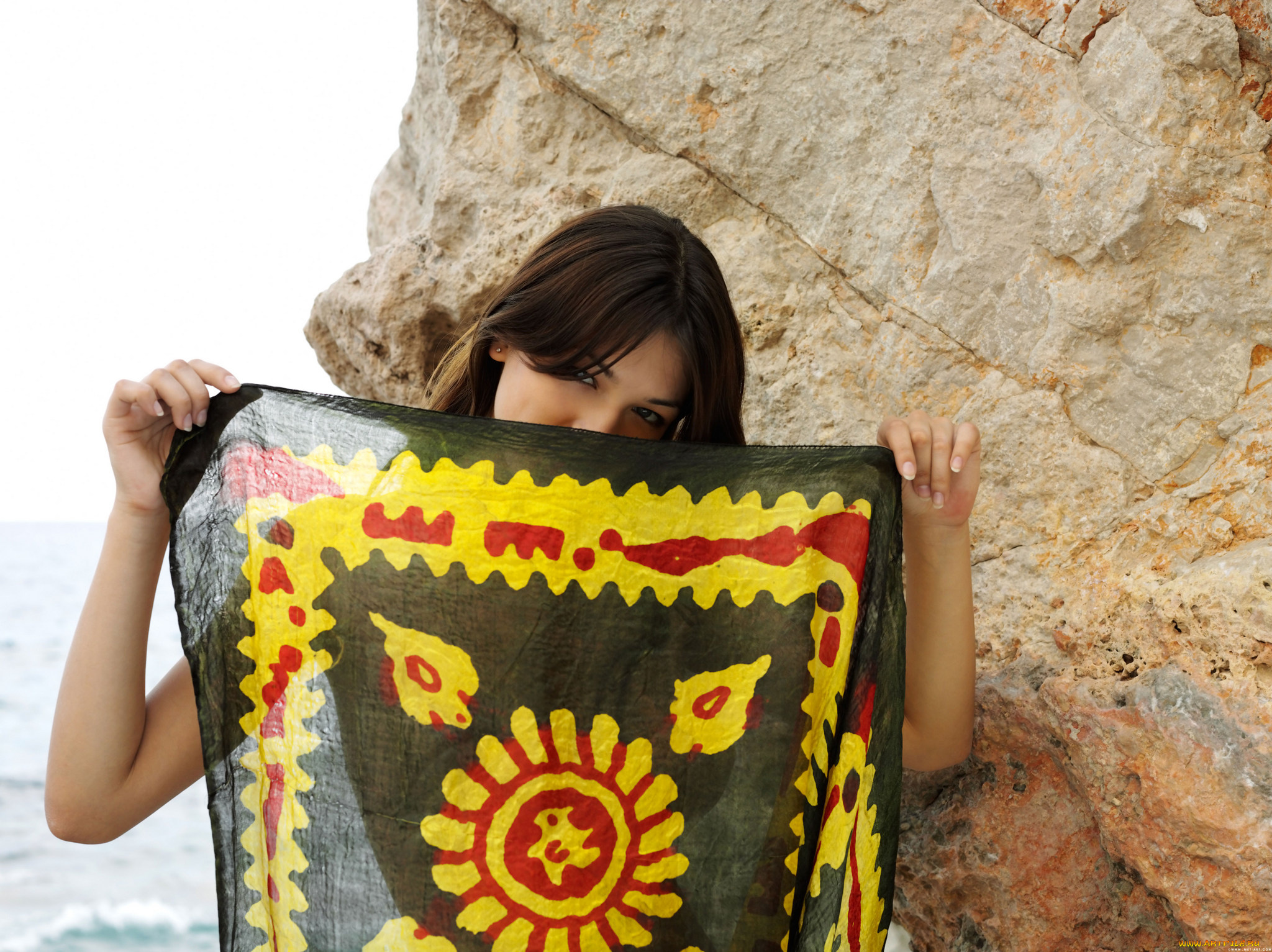 -Unsort, Брюнетки, Шатенки, sofi, девушки, unsort, брюнетки, шатенки, голая, скалы, платок, волосы, красотка, ножки, поза, секси, грудь, животик, бедра, талия, попка