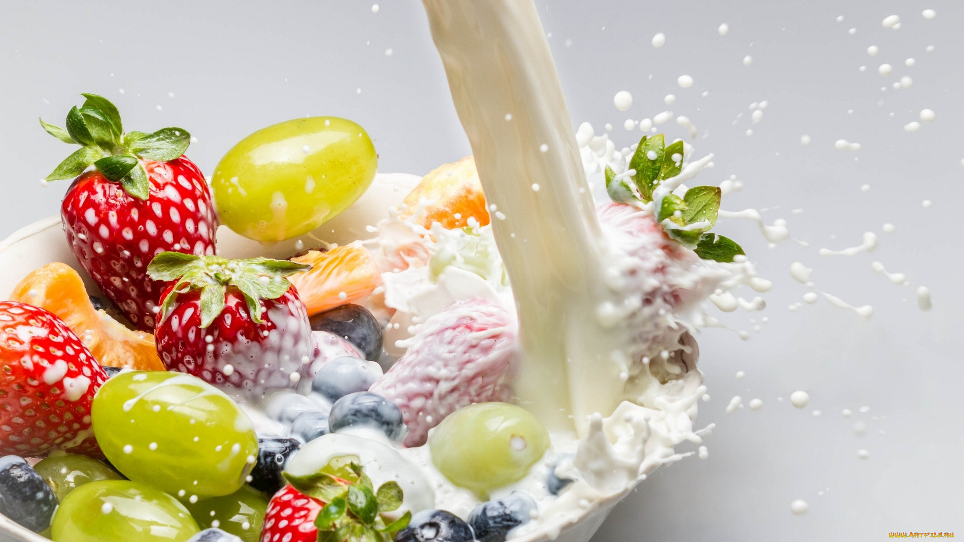 еда, фрукты, , ягоды, голубмка, мандарины, виноград, клубника, ягоды