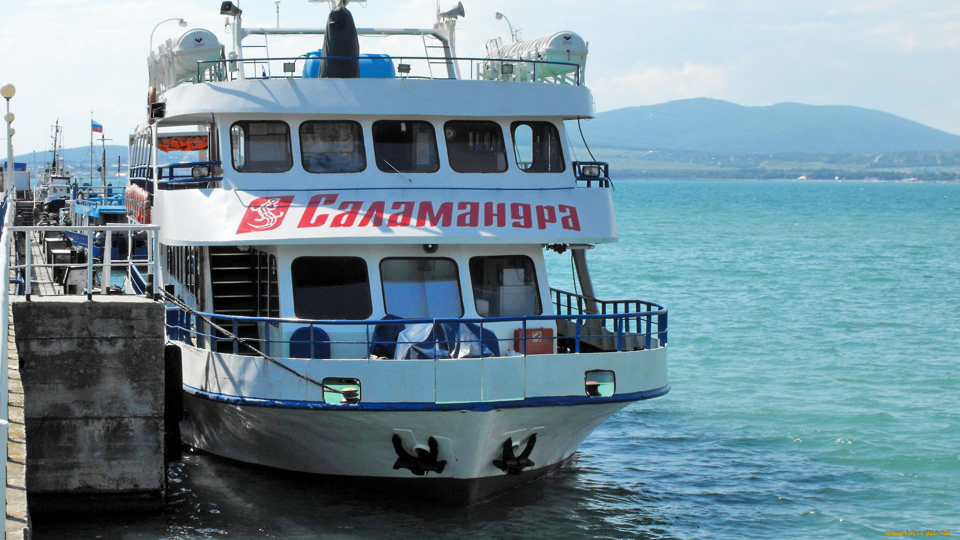 геленджик, корабли, теплоходы