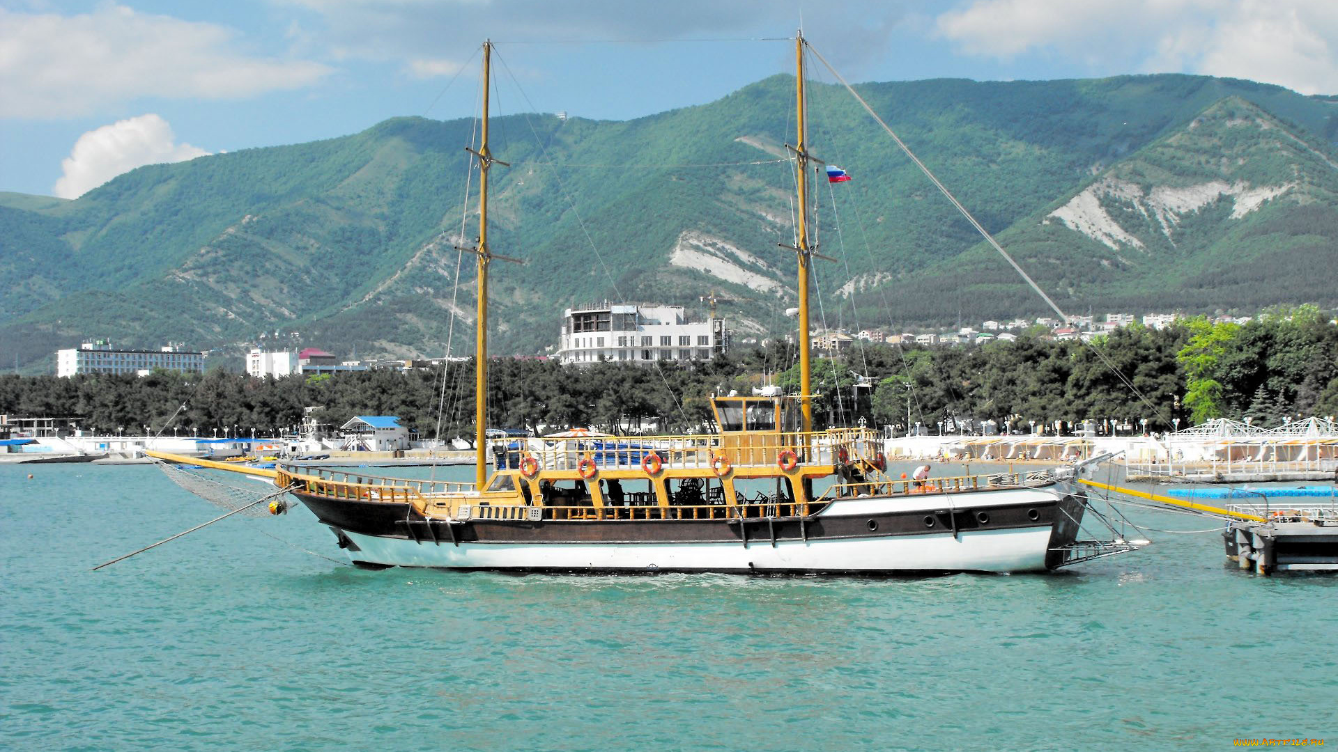 корабли, Яхты