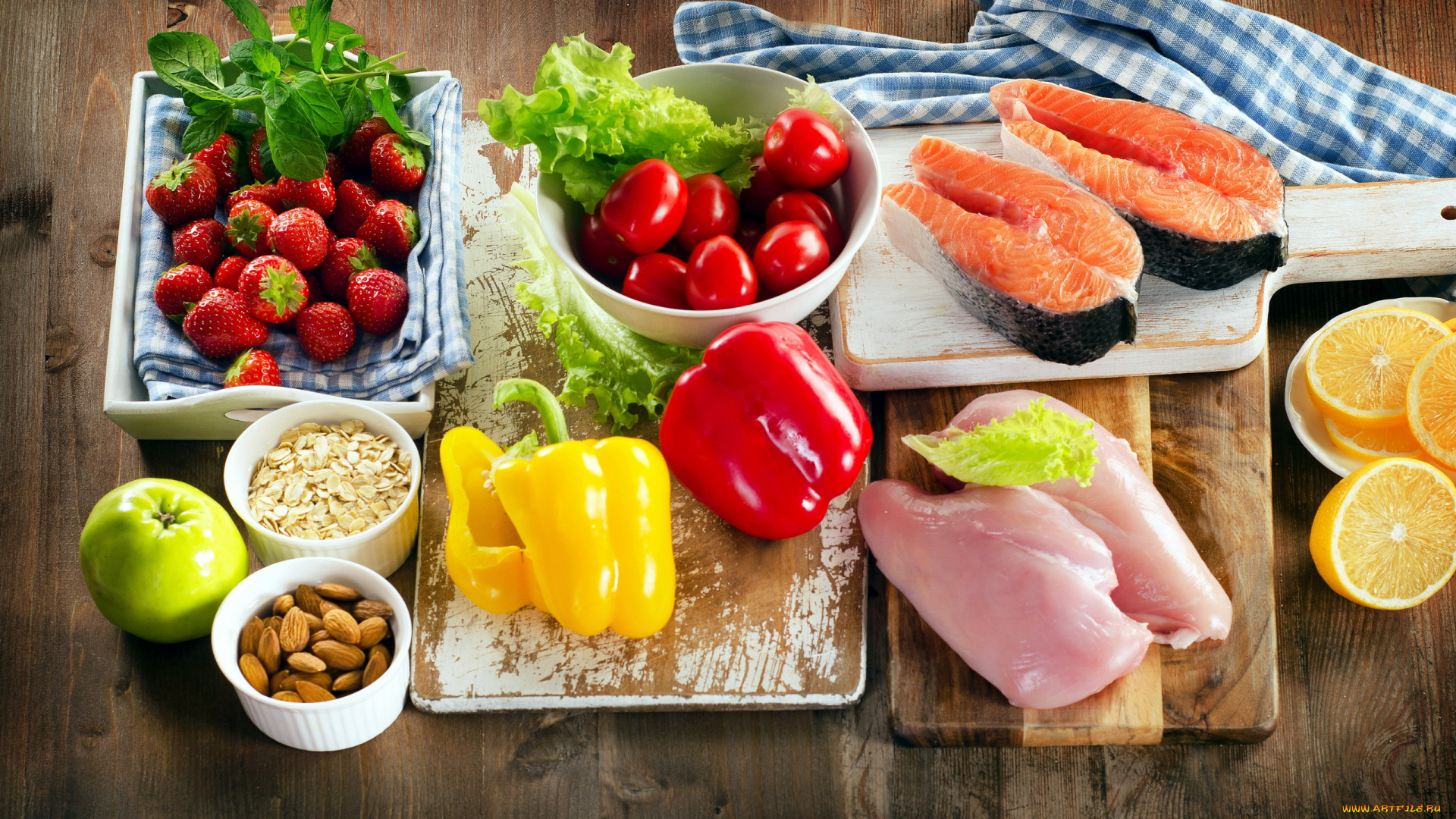 еда, разное, куриное, филе, форель, апельсин, помидоры, клубника