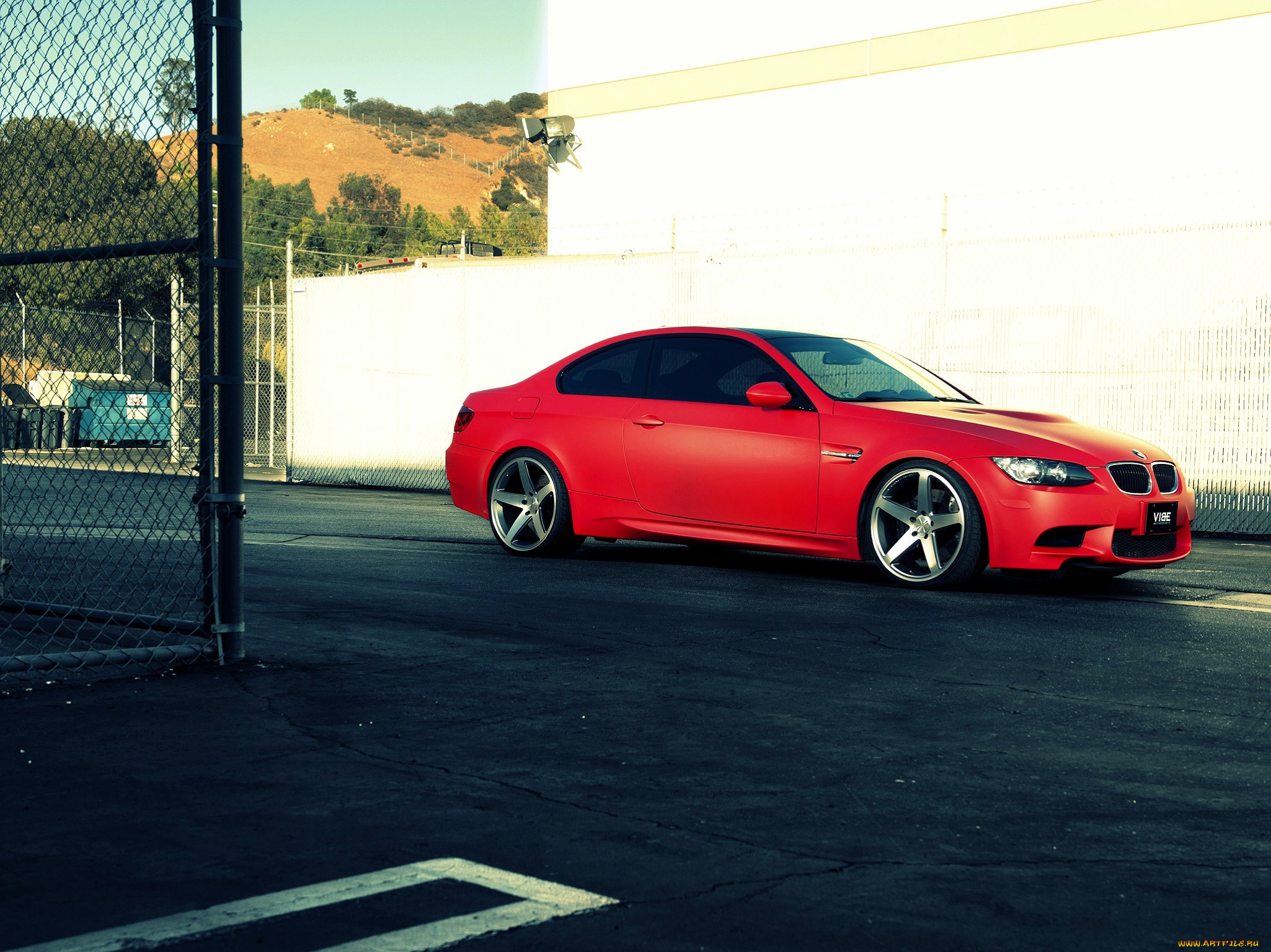 bmw, e92, автомобили, bmw, красный, забор, дом