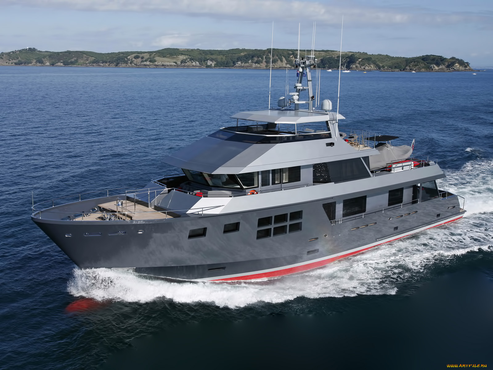 корабли, Яхты