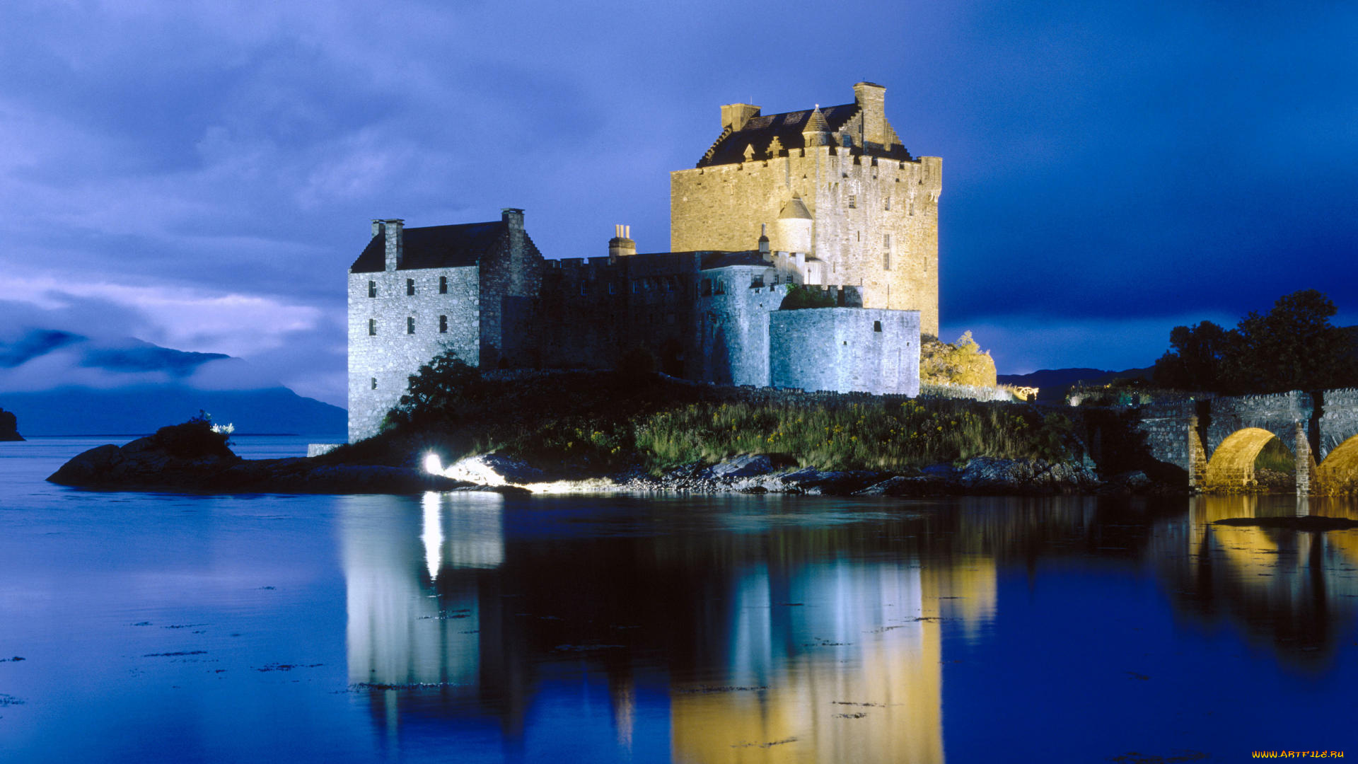 evening, falls, on, eilean, donan, castle, города, замок, эйлиан, донан, шотландия, вечер, отражение, вода