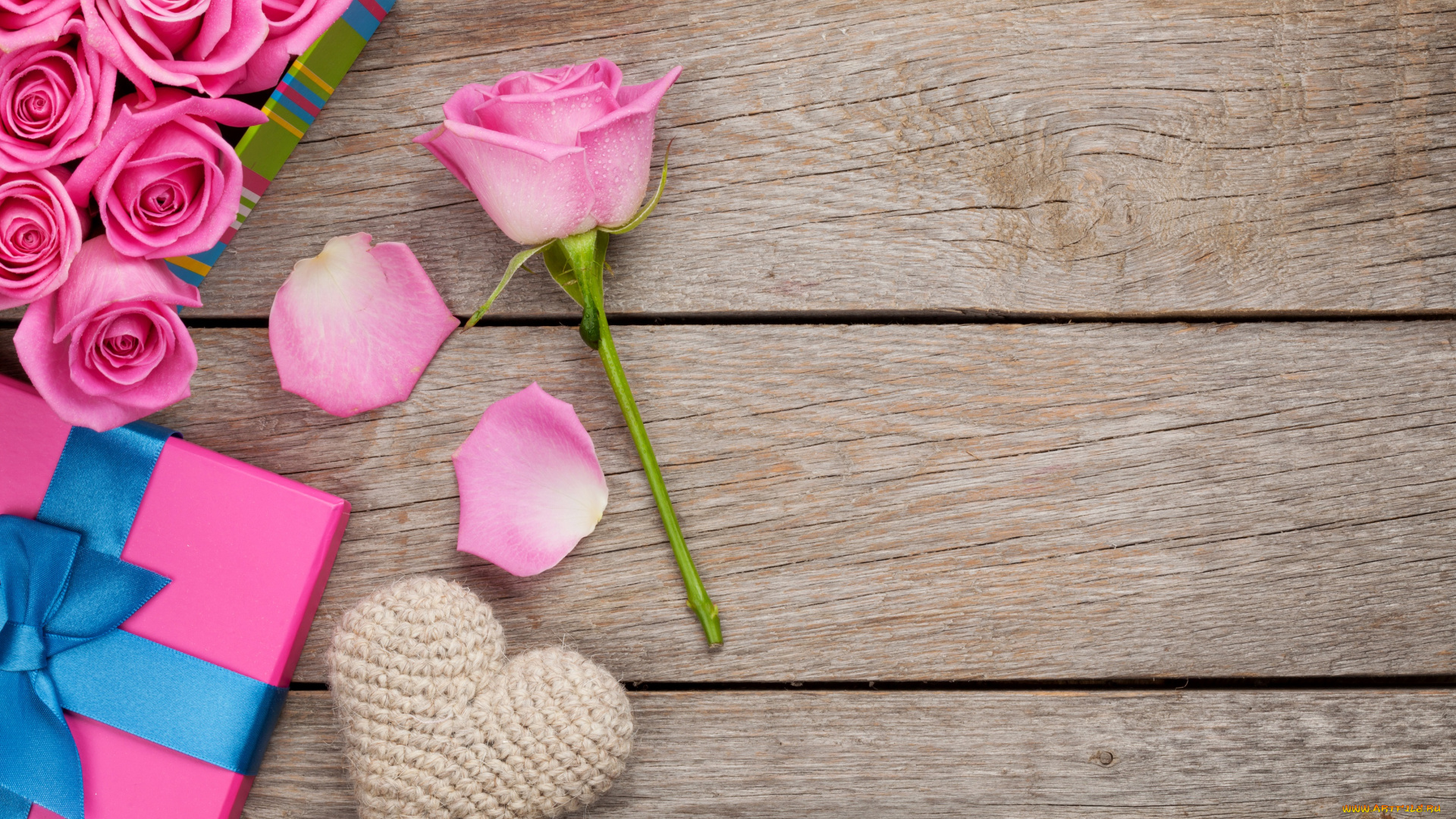 праздничные, день, святого, валентина, , сердечки, , любовь, коробка, бант, цветы, подарок