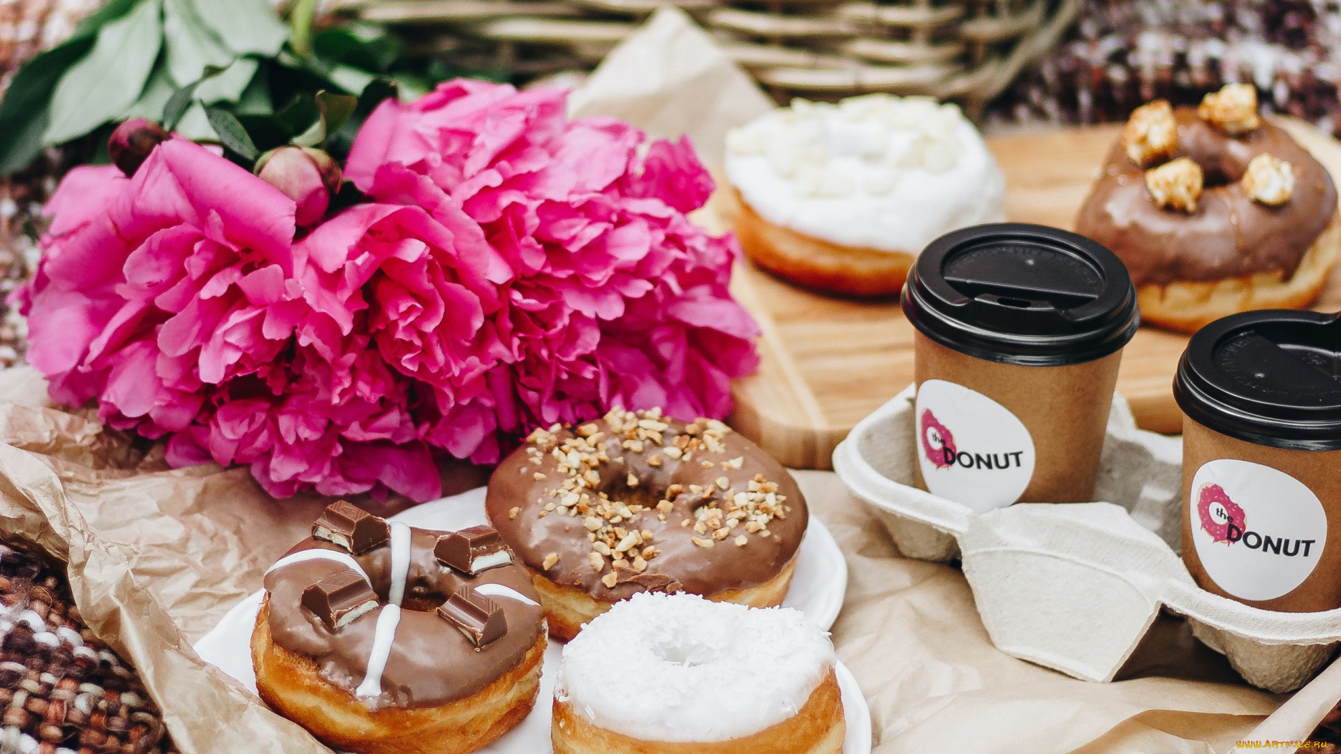 еда, хлеб, , выпечка, пончики, пионы