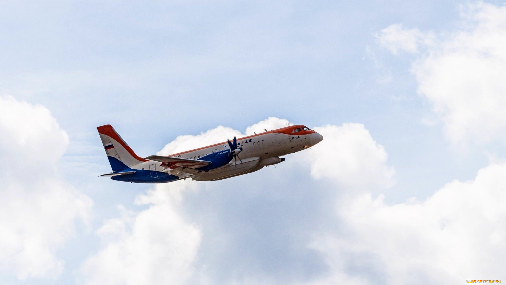 ил-114, авиация, пассажирские, самолёты, кб, ильюшина, пассажирский, самолет, двухмоторный, турбовинтовой, местные, авиалинии