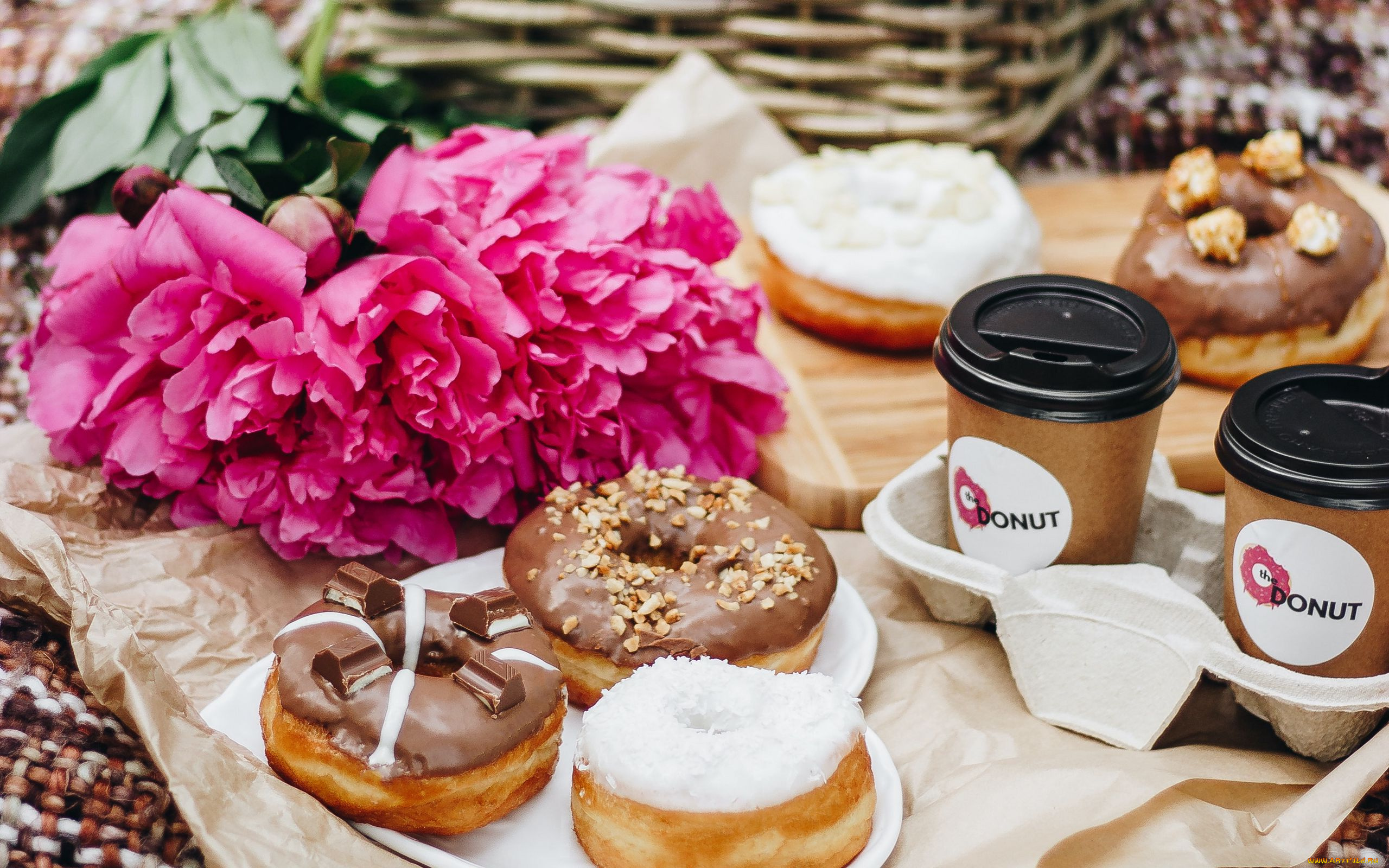 еда, хлеб, , выпечка, пончики, пионы