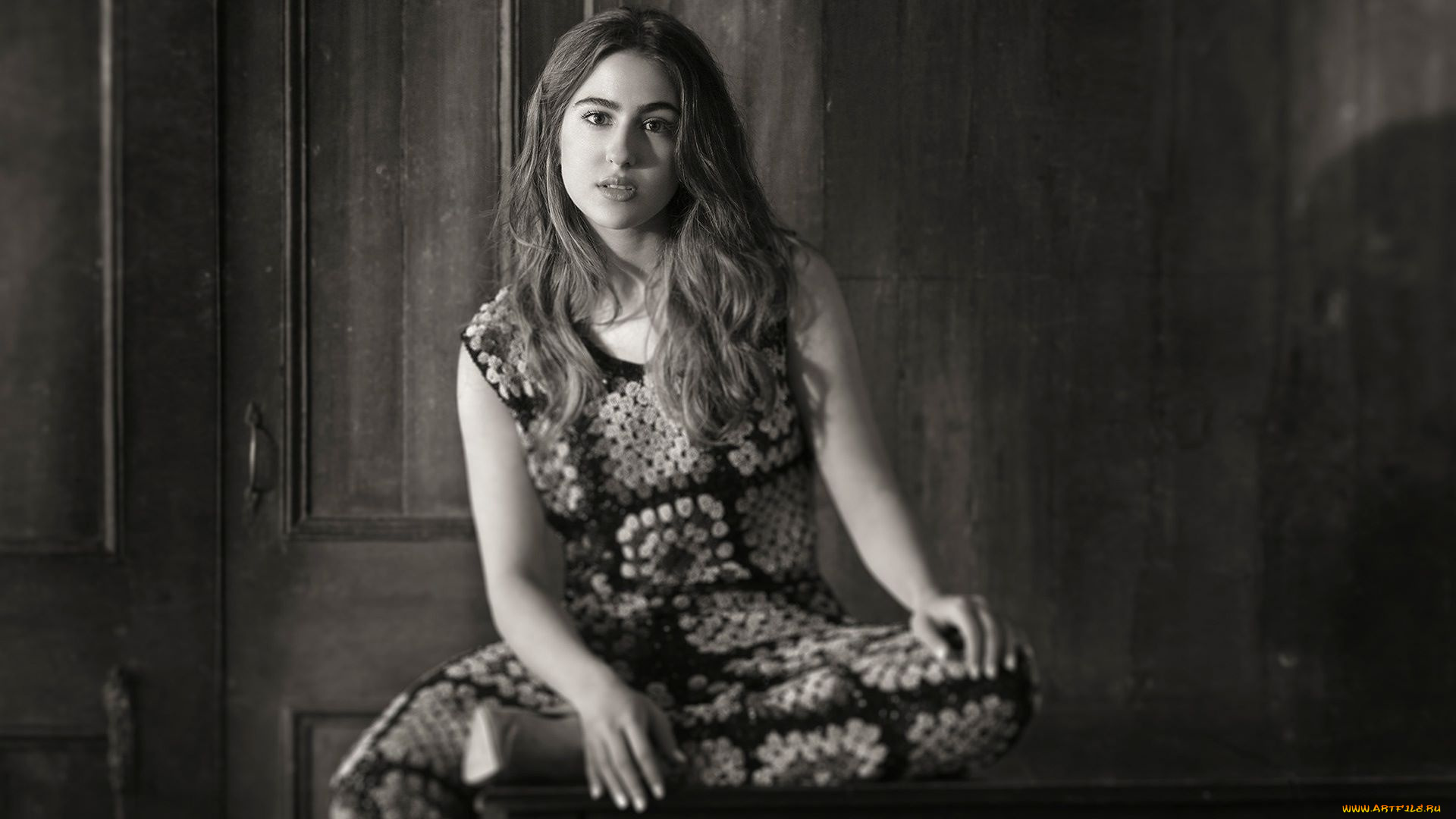 девушки, sara, ali, khan, черно-белая, платье