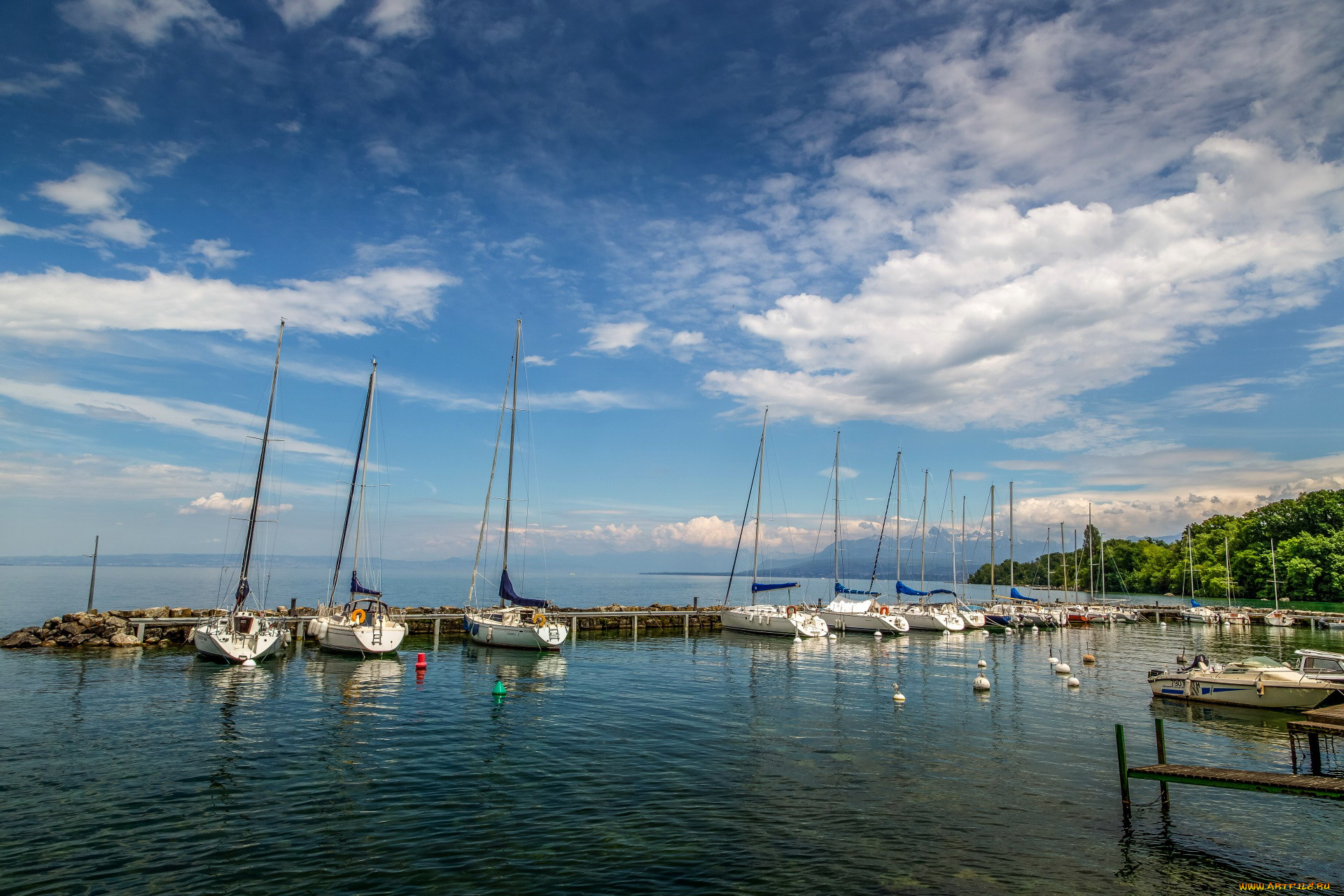 корабли, яхты