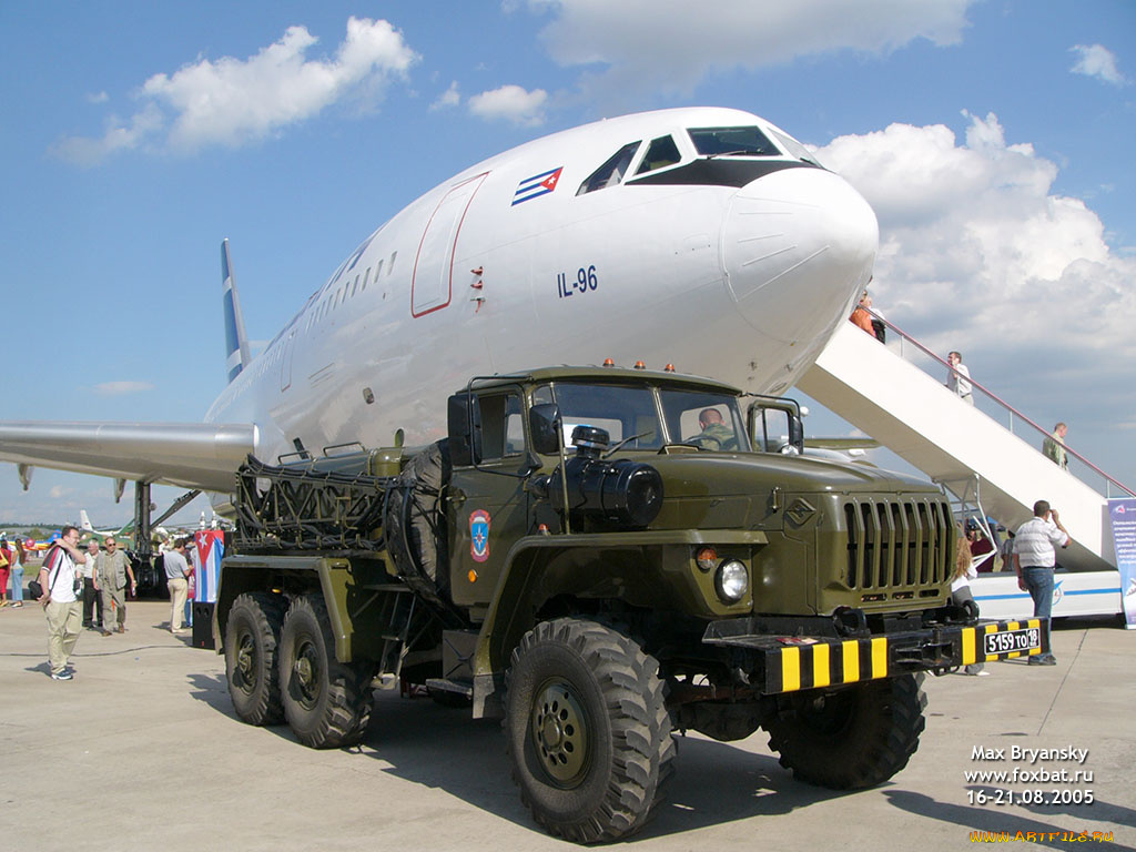 автомобили, урал