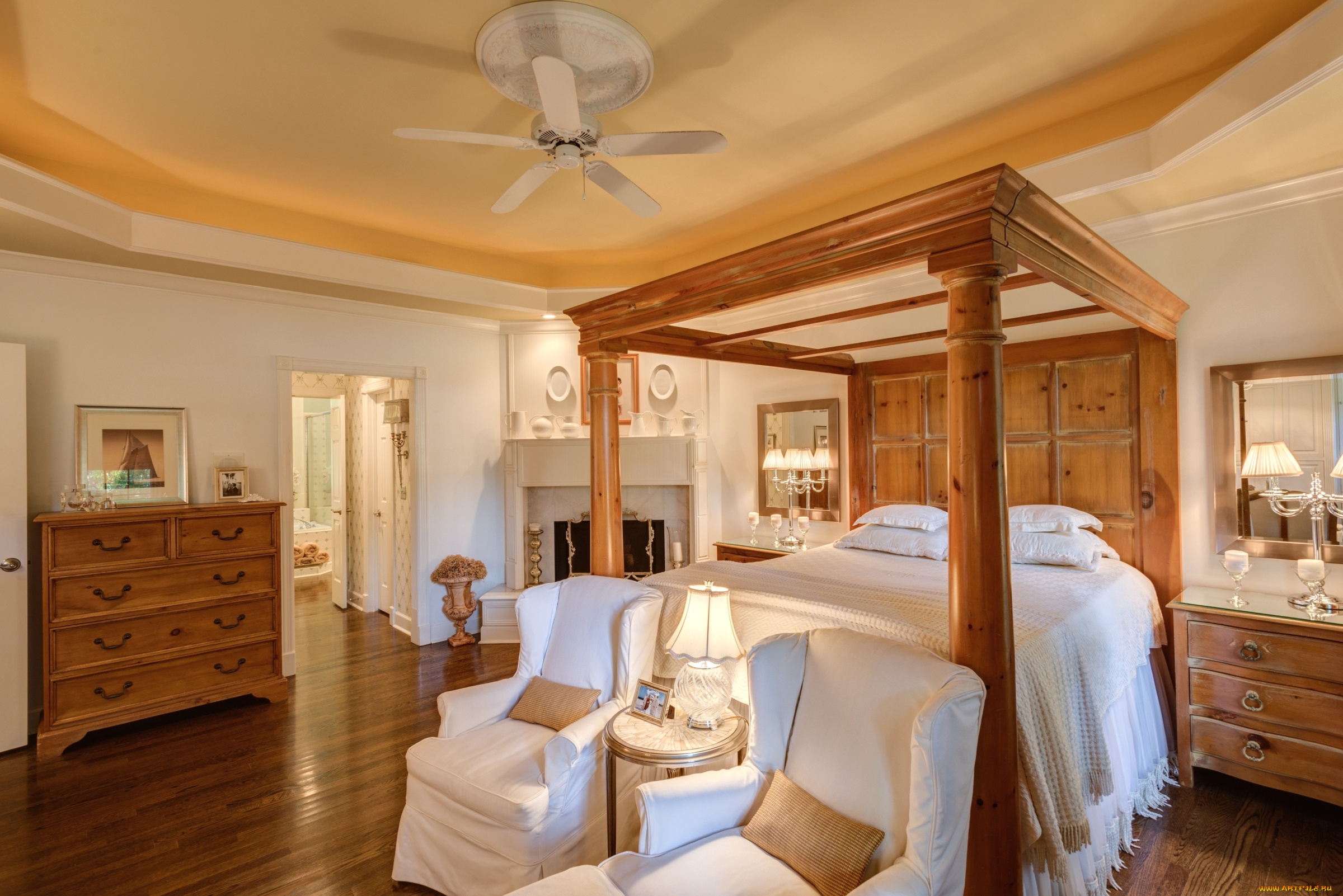 интерьер, спальня, кровать, подушки, светильник