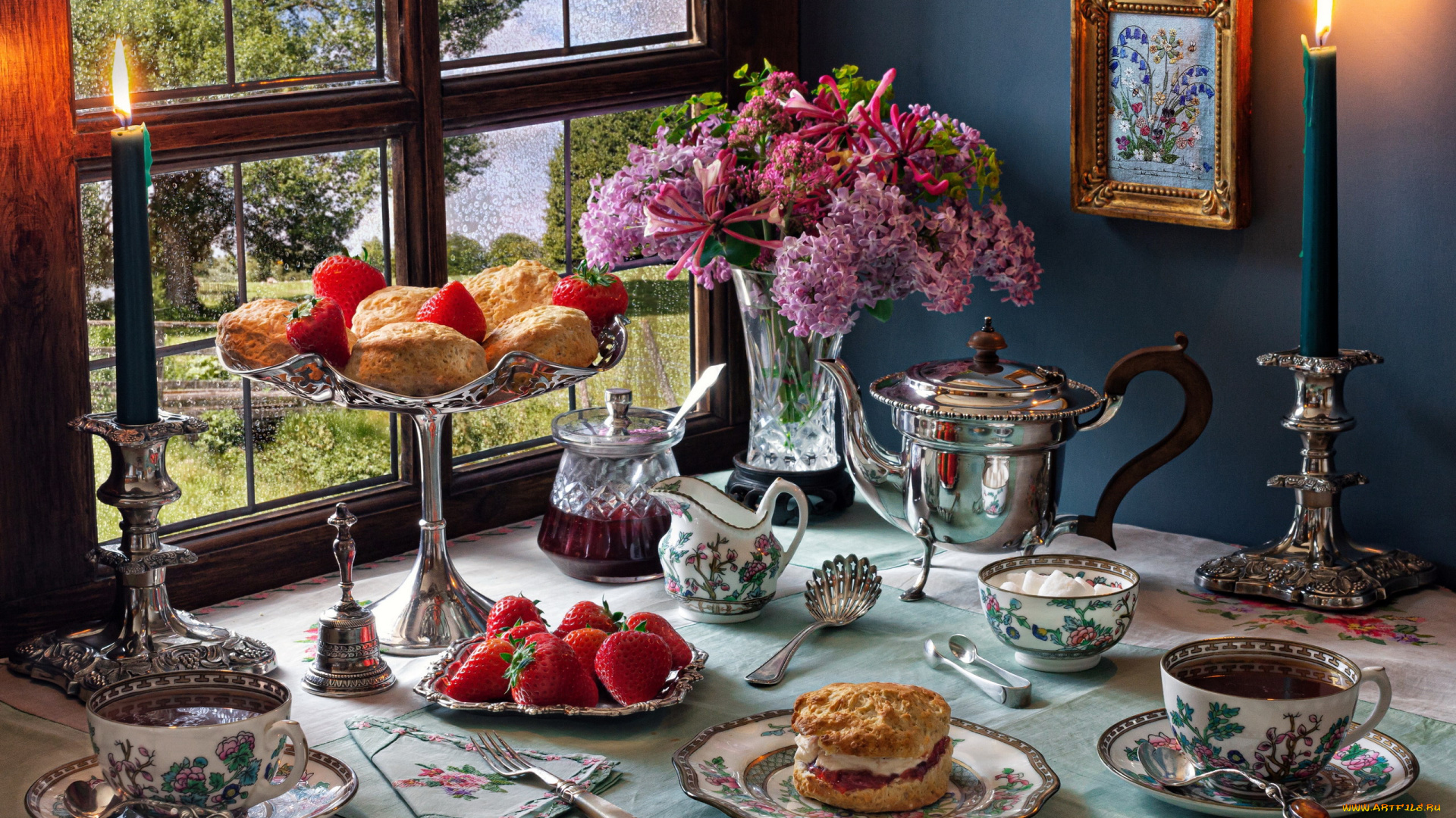 еда, натюрморт, свеча, булочки, клубника, варенье, чайник, чай