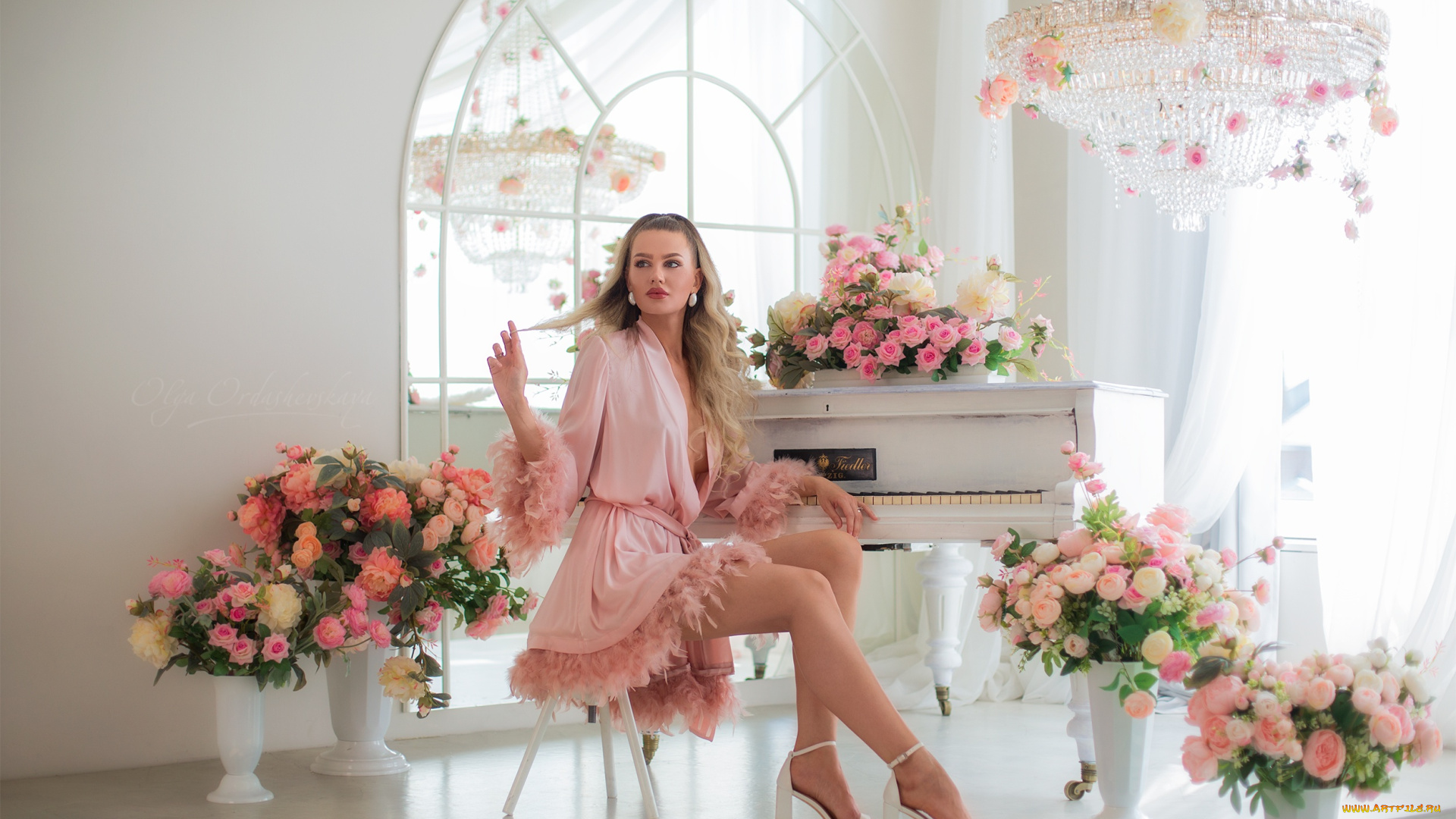 сексуальная, девушка, девушки, -, брюнетки, , шатенки, девушка, женщина, шатенка, темноволосая, сексуальная, модель, звезда, позирует, разная, обувь, верхняя, стильная, одежда, нижнее, эротическое, бельё, трусы, лифчик, колготки, чулки, аксессуары, макияж, и, множество, элементов, на, фотографии