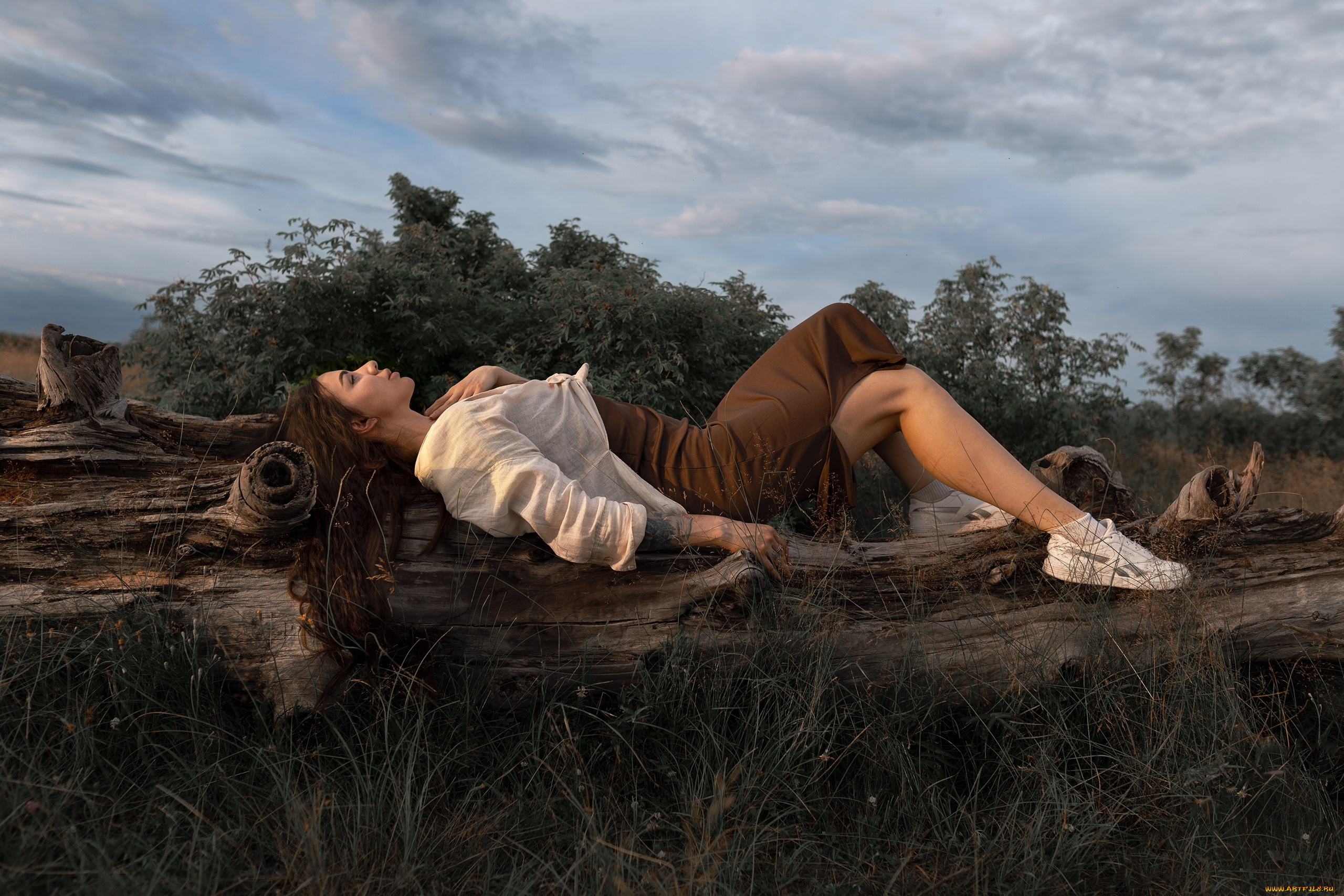 сексуальная, девушка, девушки, -, брюнетки, , шатенки, девушка, женщина, шатенка, темноволосая, сексуальная, модель, звезда, позирует, разная, обувь, верхняя, стильная, одежда, нижнее, эротическое, бельё, трусы, лифчик, колготки, чулки, аксессуары, макияж, и, множество, элементов, на, фотографии