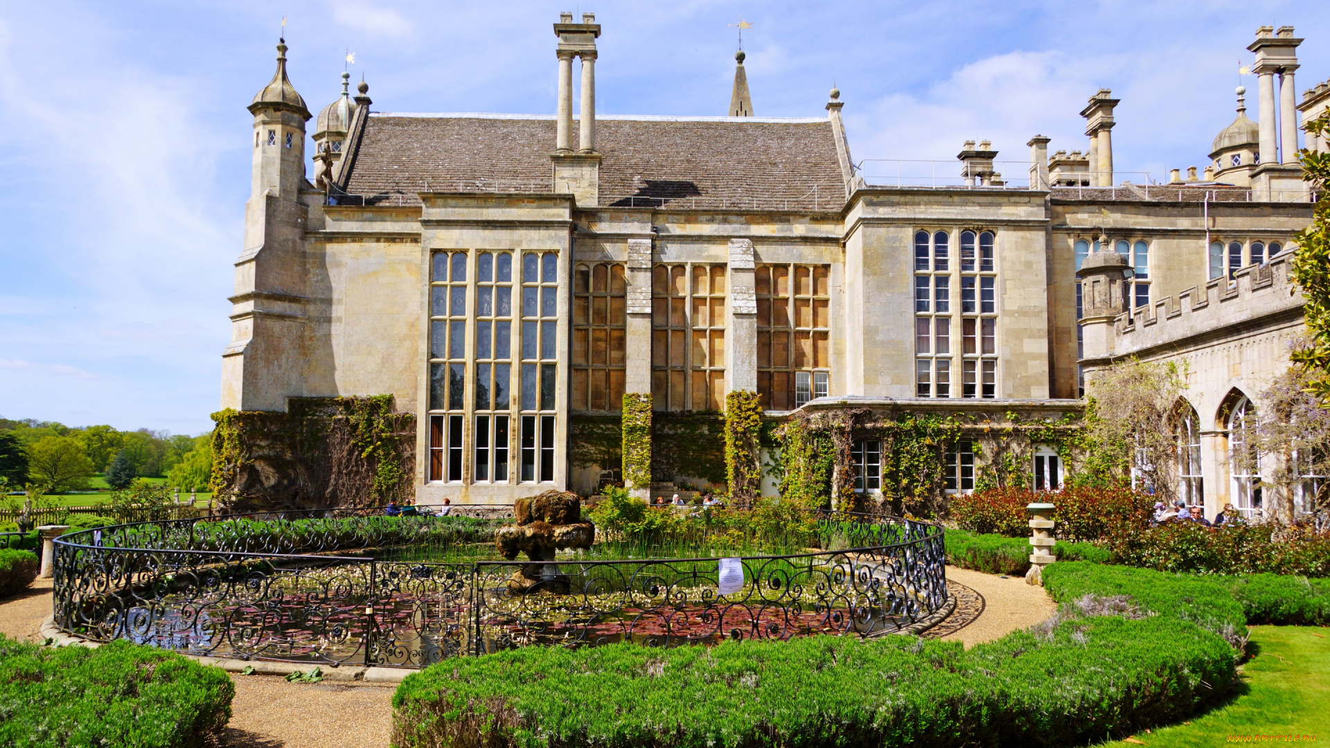 города, -, дворцы, , замки, , крепости, англия, burghley, house, дворец, резиденция, архитектура, фонтан, газон, кусты