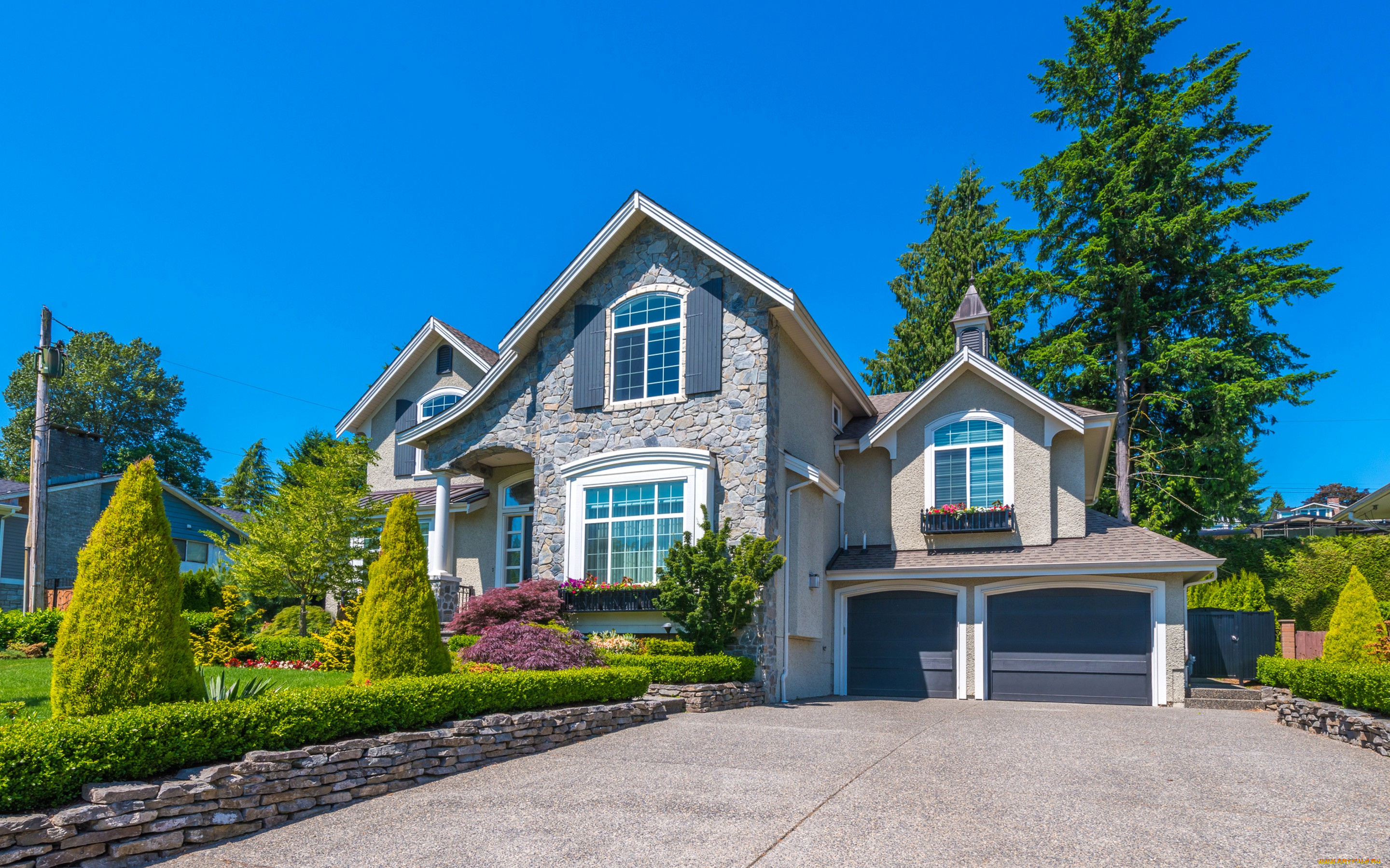 города, -, здания, , дома, дом, особняк, дизайн, газон, кусты, цветы, деревья, небо, солнце