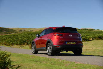 Картинка автомобили mazda