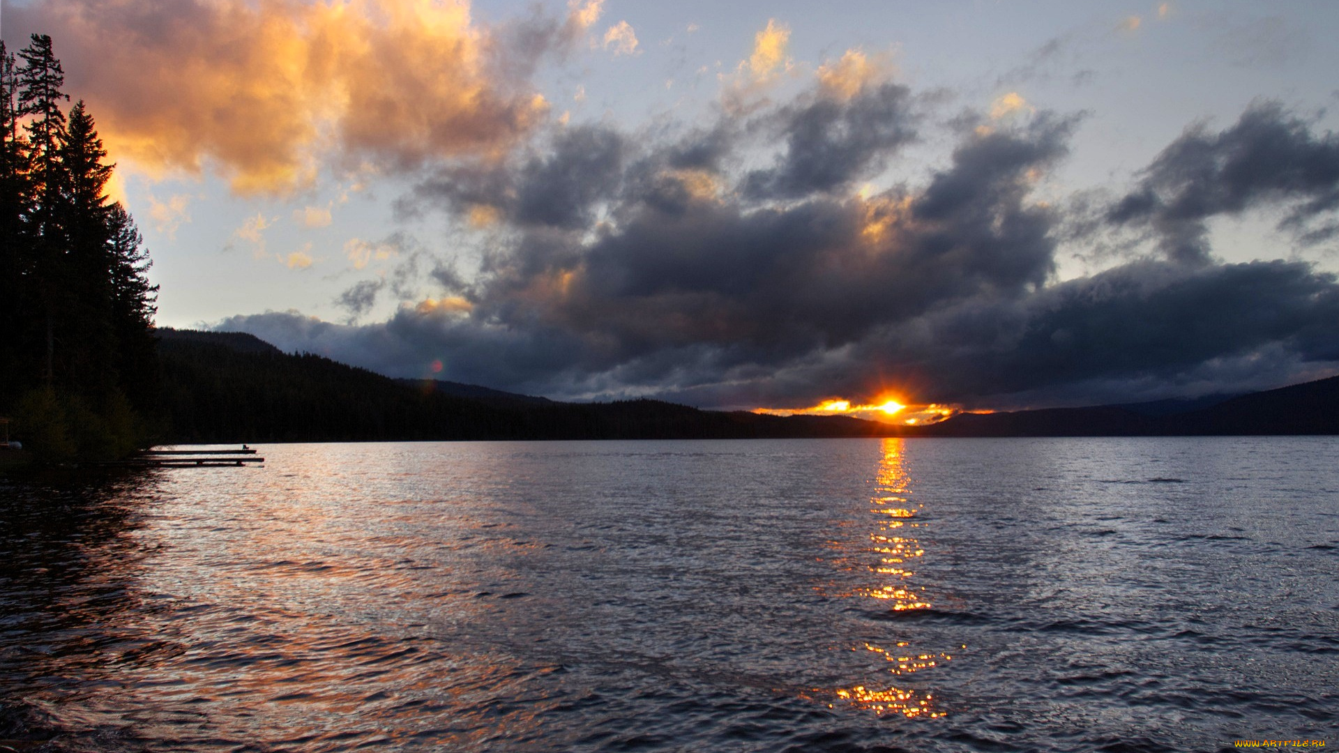 природа, реки, озера, тучи, закат, горы, деревья, солнце, озеро