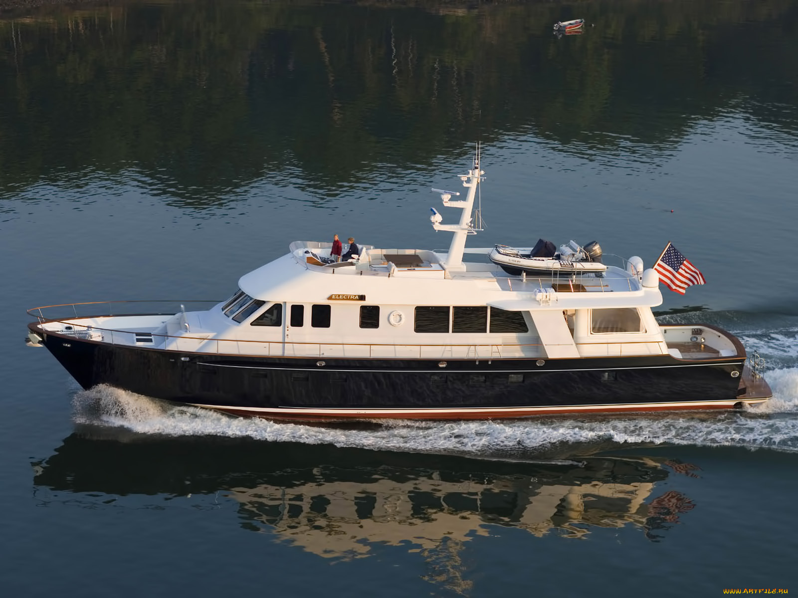 корабли, Яхты