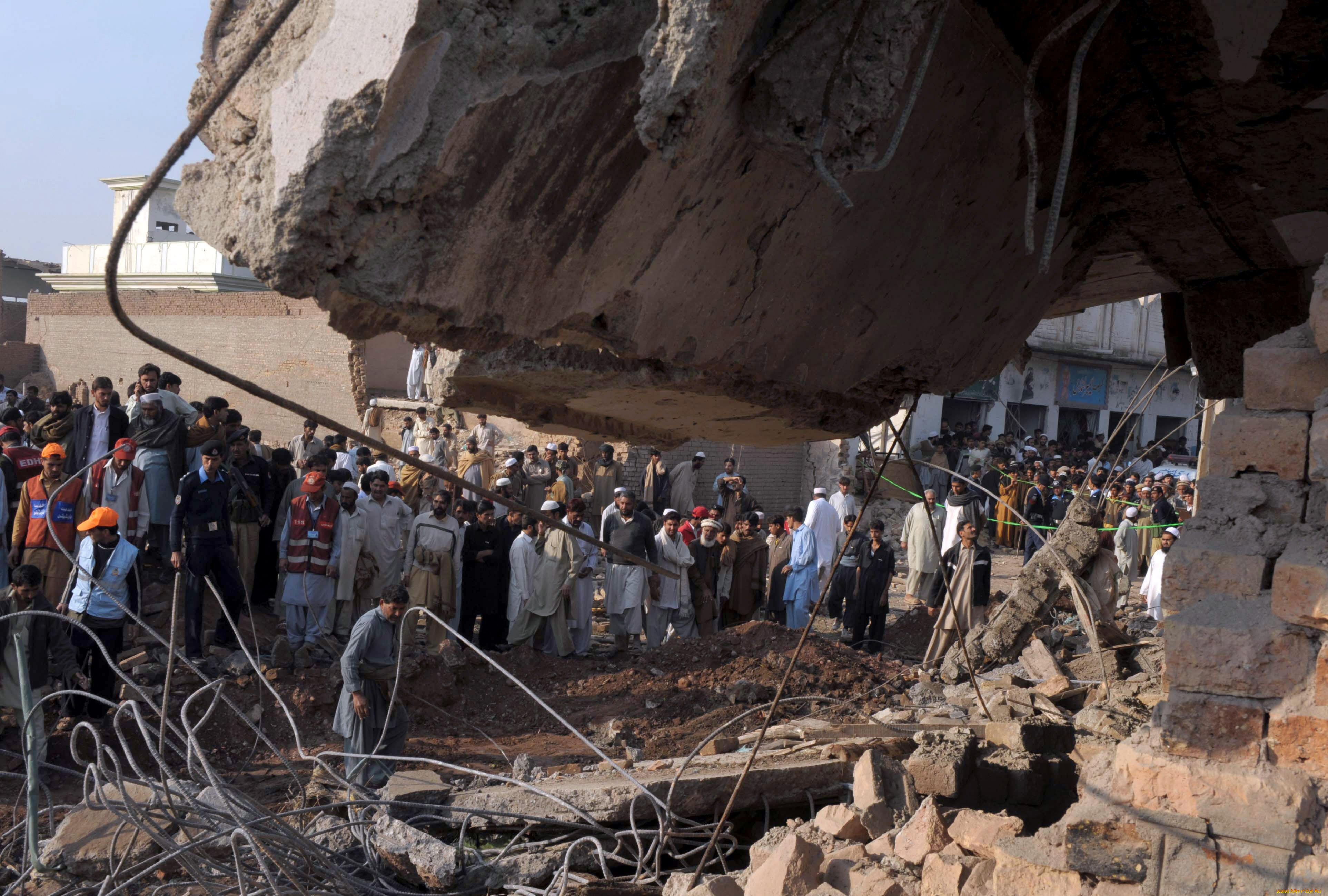 разное, развалины, руины, металлолом, камни, мусор, обрушение, катастрофа