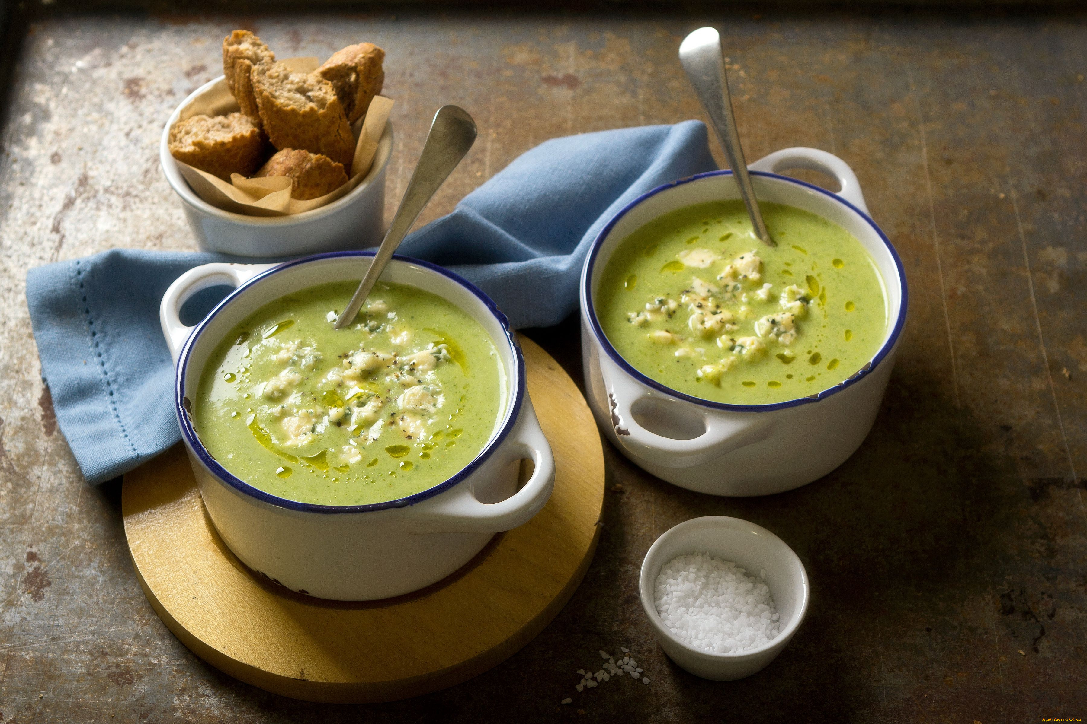 broccoli, and, blue, cheese, soup, еда, первые, блюда, хлеб, соль, суп