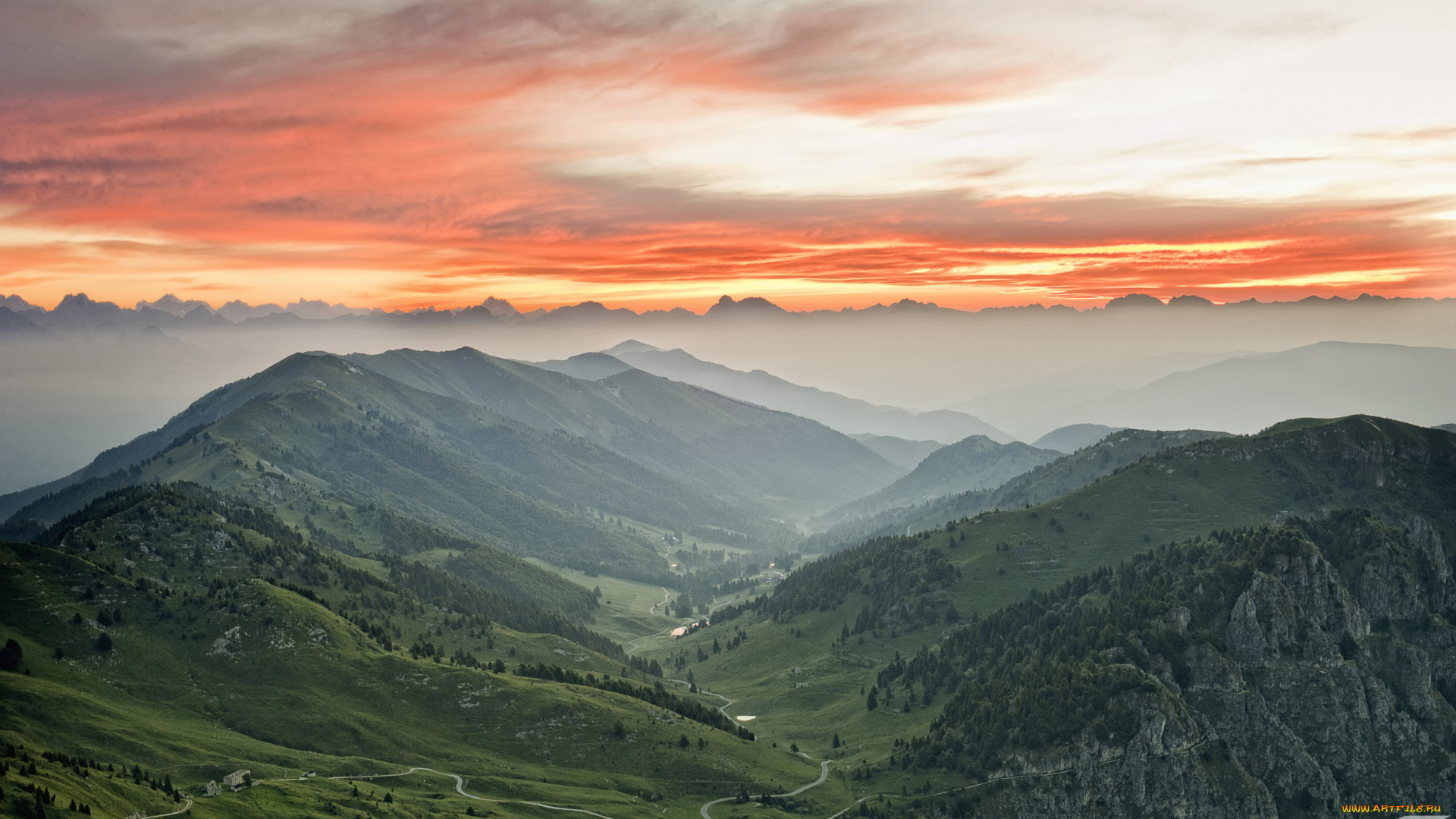 природа, горы, тучи, небо, туман, долина, красные