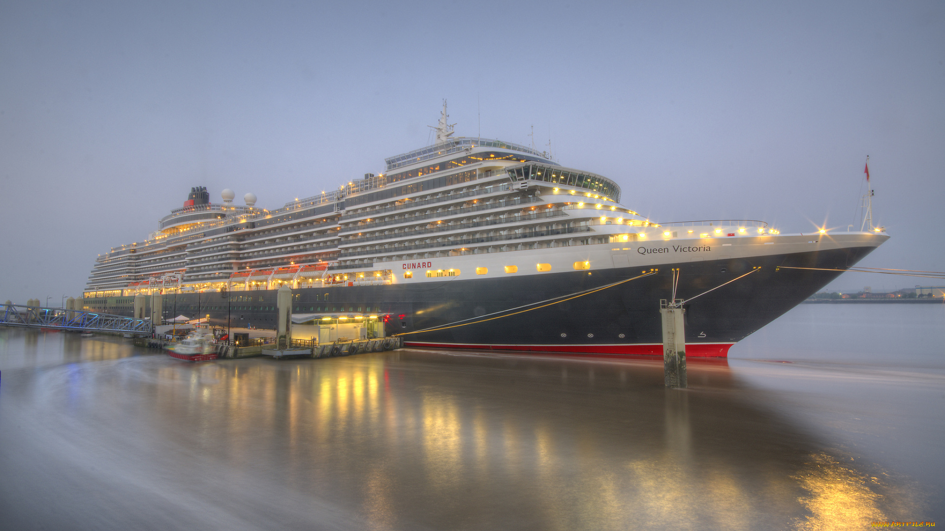 queen, victoria, in, liverpool, корабли, лайнеры, лайнер, причал, порт